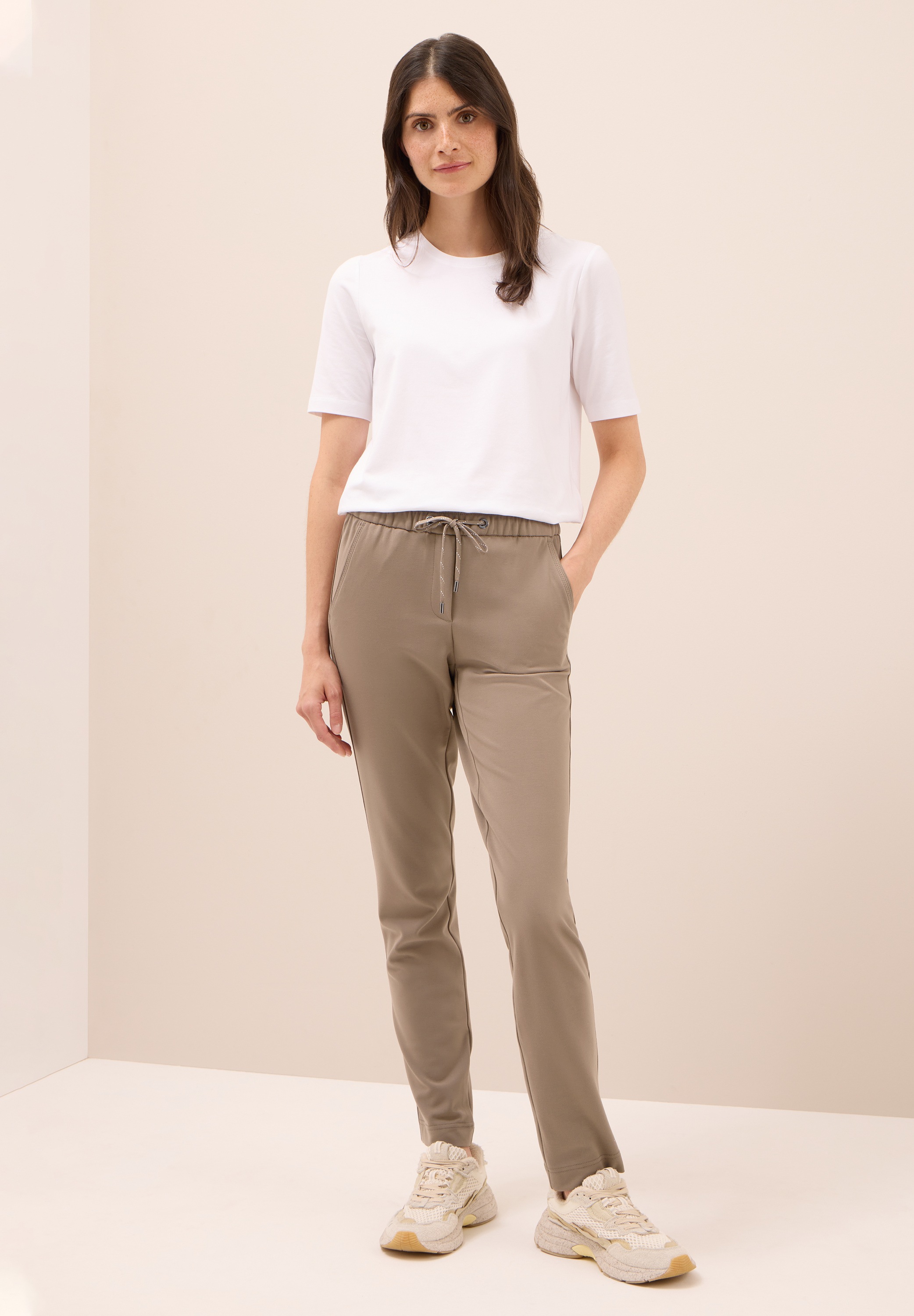 Cecil Jogger Pants, Middle Waist
