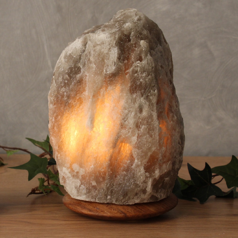 Schlafwelt Salzkristall-Tischlampe »Sari«, Handgefertigt H: bestellen ca.18 Stein | BAUR ein kg jeder ca.2-3 - cm, Unikat