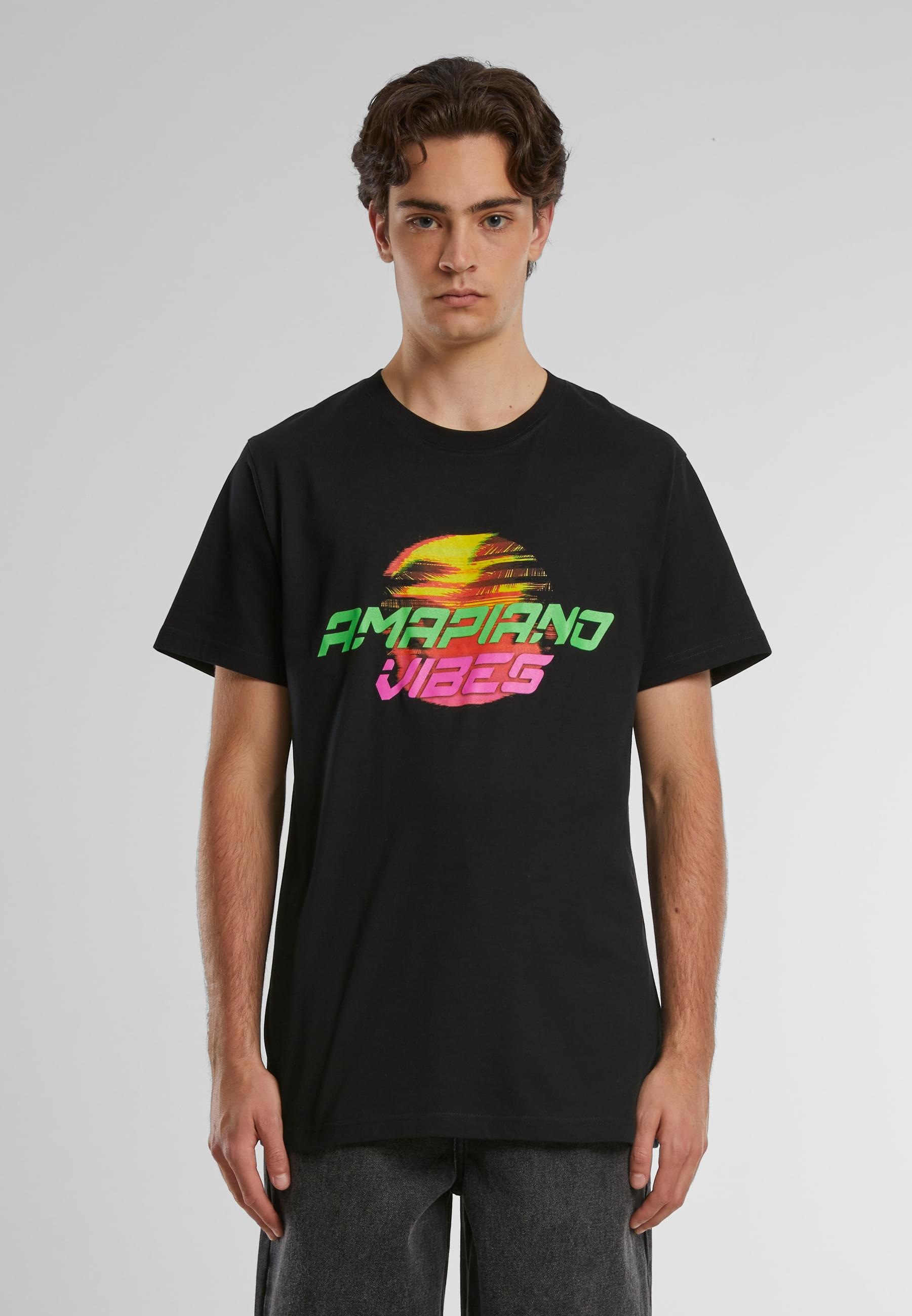 MisterTee T-Shirt »MisterTee Herren Amapiano Vibes Tee«, (1 tlg.)
