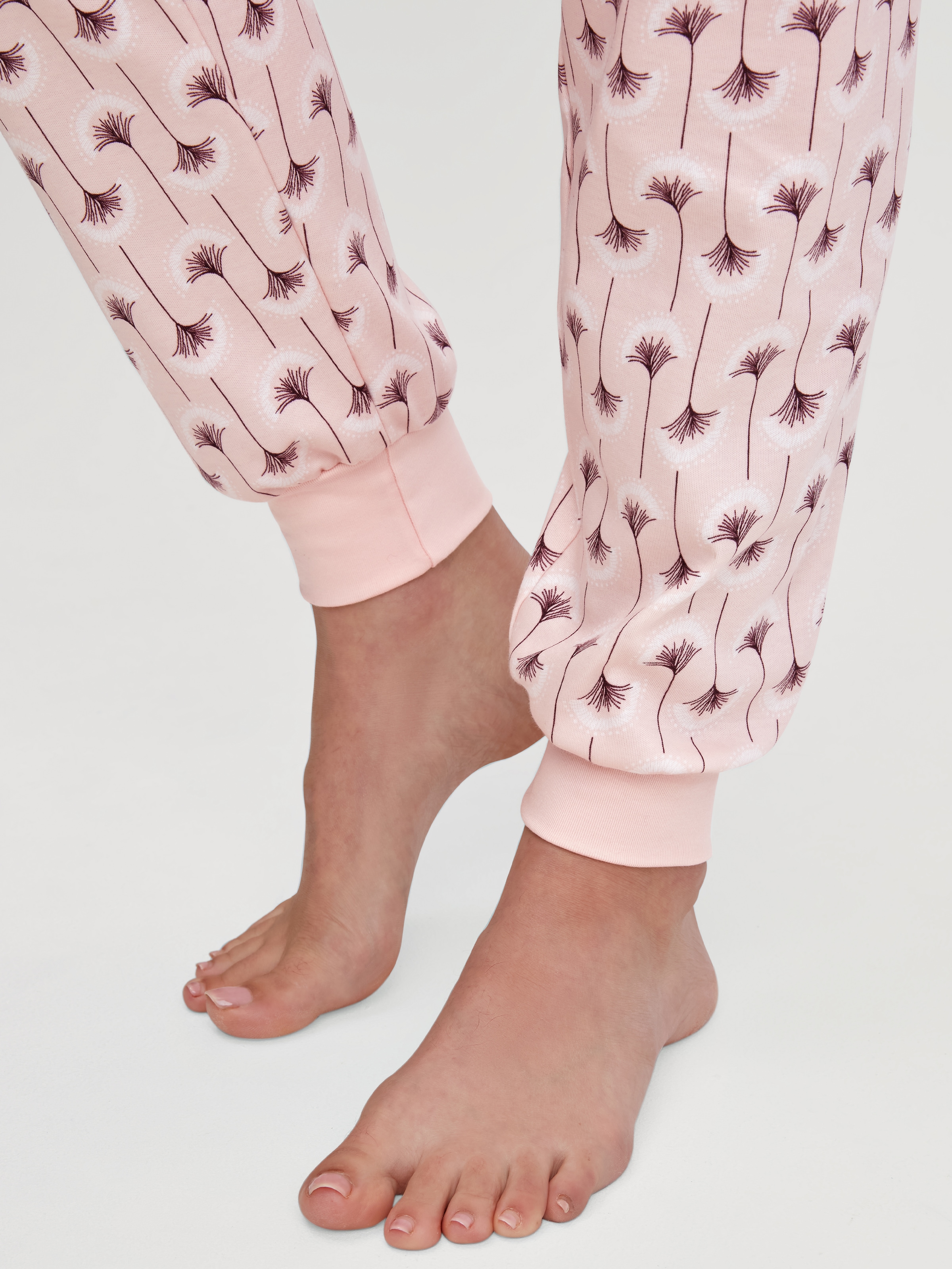 CALIDA Schlafanzug »Midnight Flowers«, Rundhals, Langarm, weich, Heavy-Interlock, Baumwolle