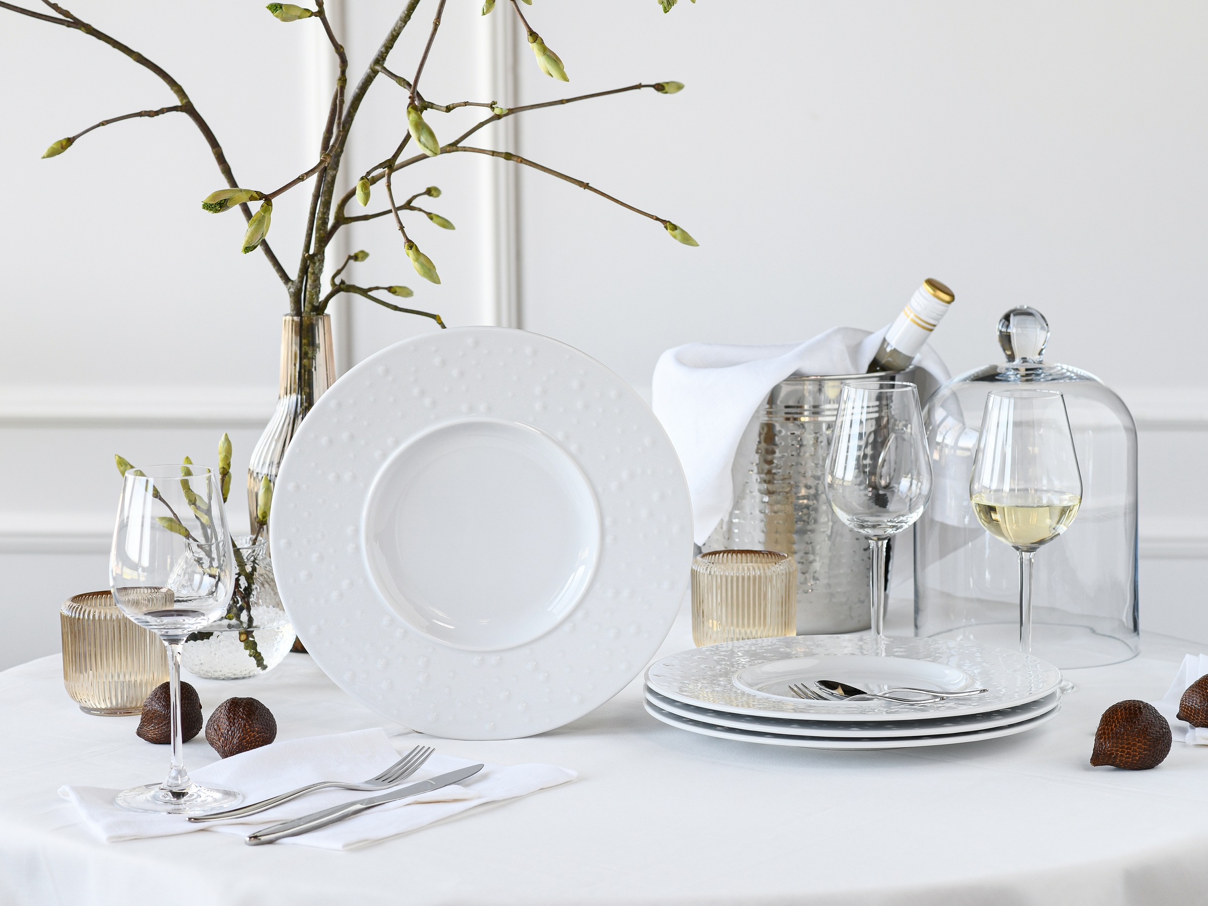 CreaTable Teller »Show Time Drop weiß, Gourmetteller 4-tlg.« Moderne Formgebung, Fine Dining-Charakter, Relief Oberfläche