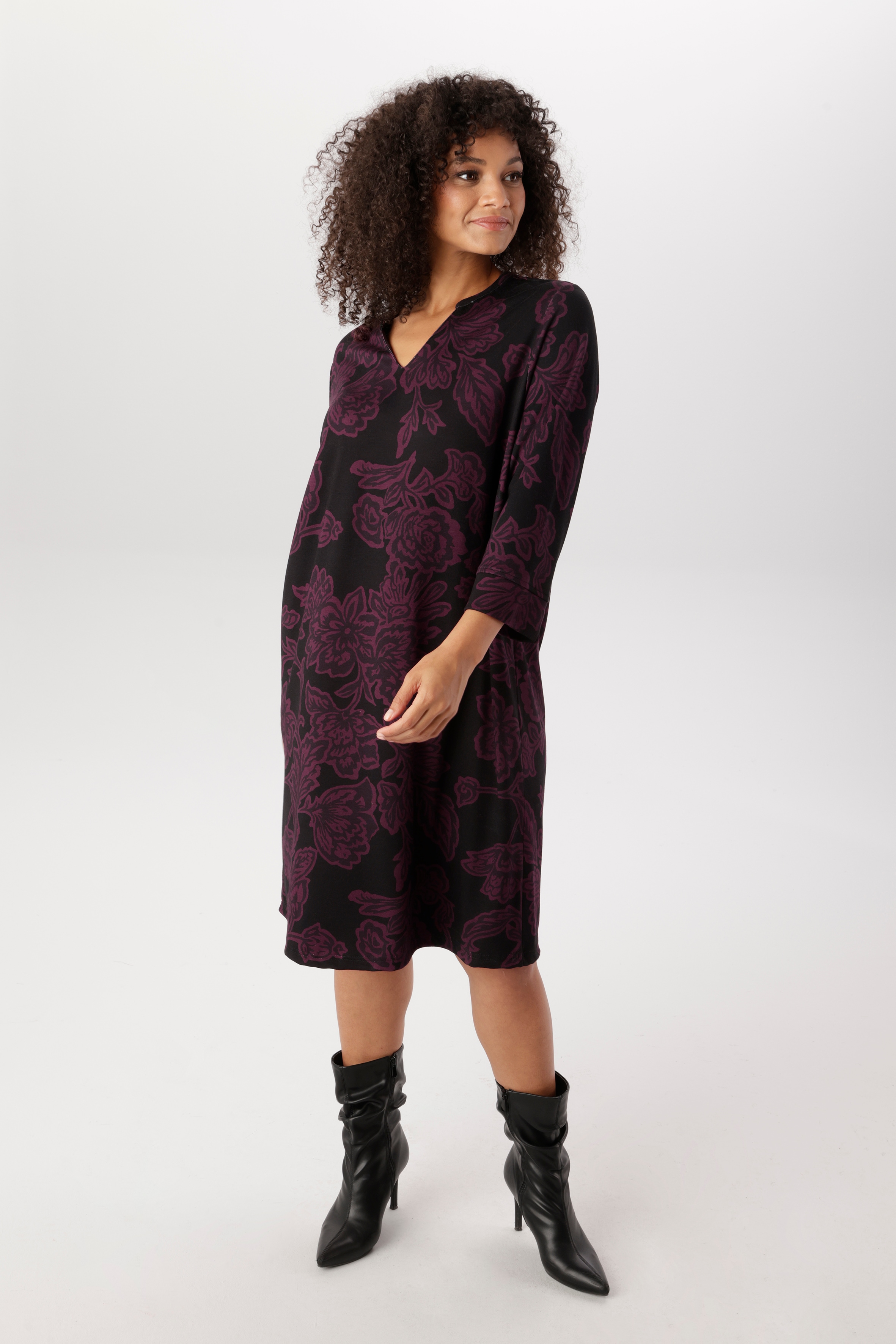 Aniston PLUS Jerseykleid in bequemes Jersey-Qualität - NEUE KOLLEKTION