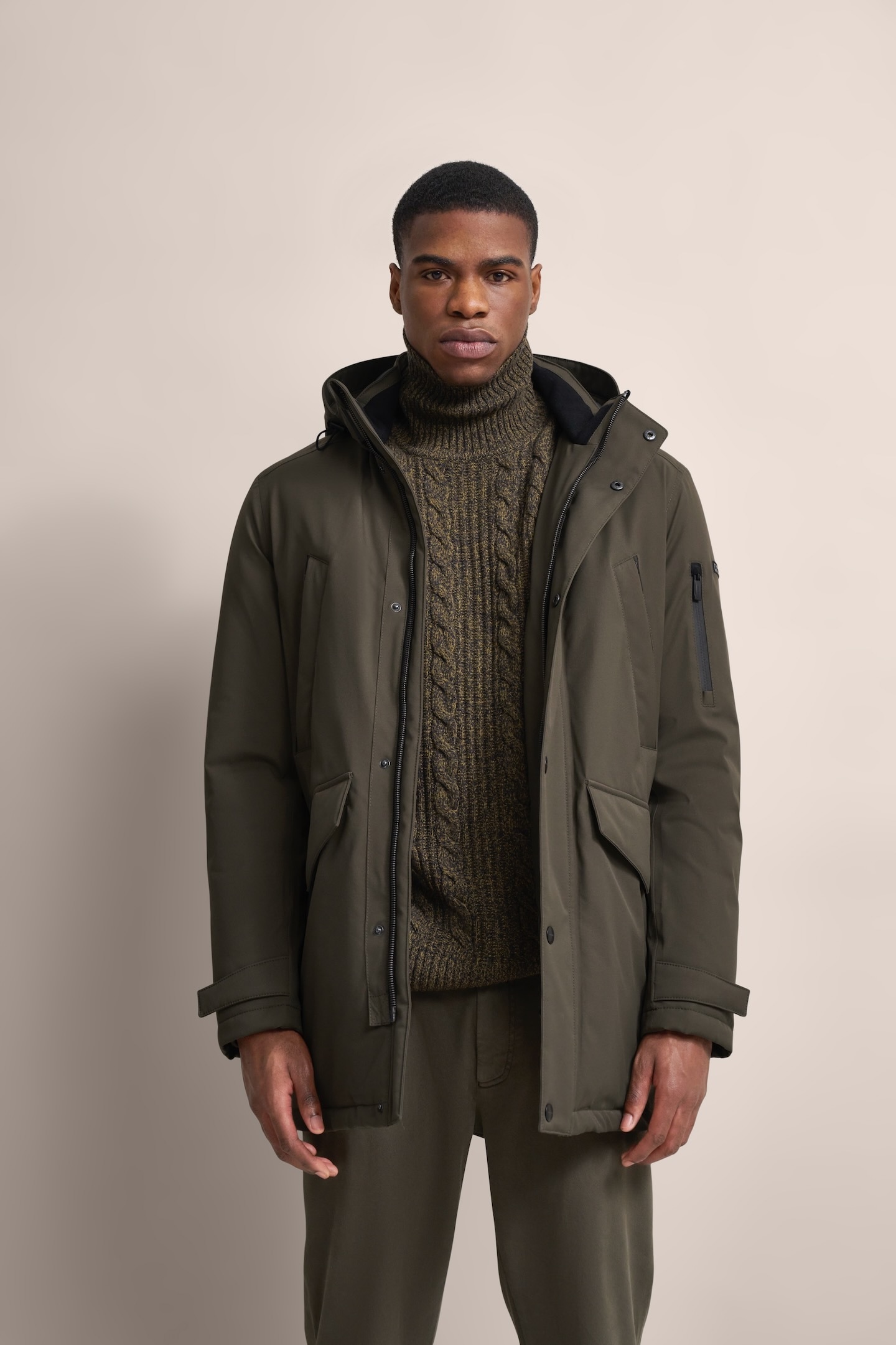 bugatti Kurzjacke mit Kapuze mit innenliegendem Strickkragen günstig online kaufen