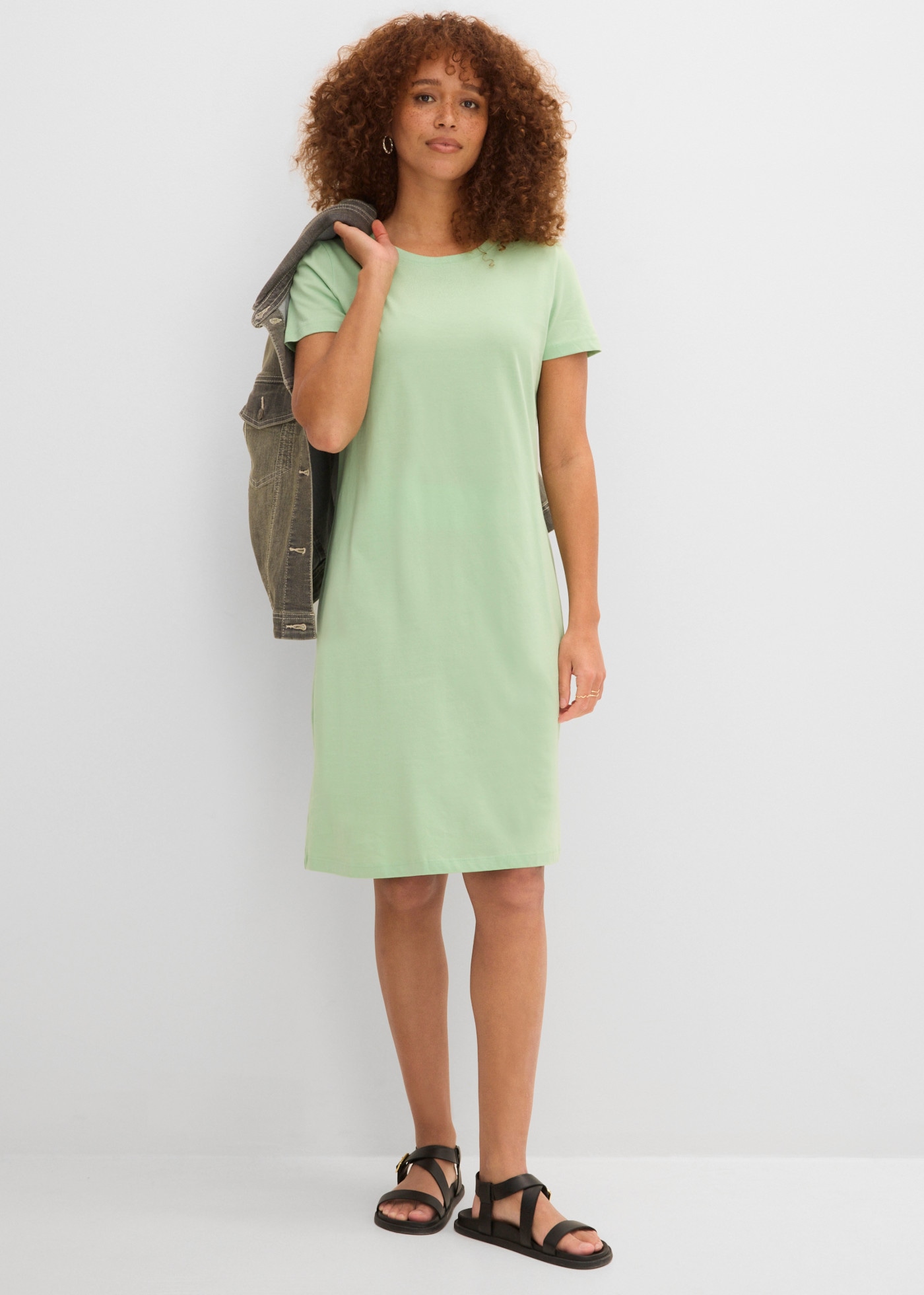 bonprix Jerseykleid Packung, 2 tlg. tlg. casual Stil, im 2er-Pack, aus Baumwolle, bequeme Passform