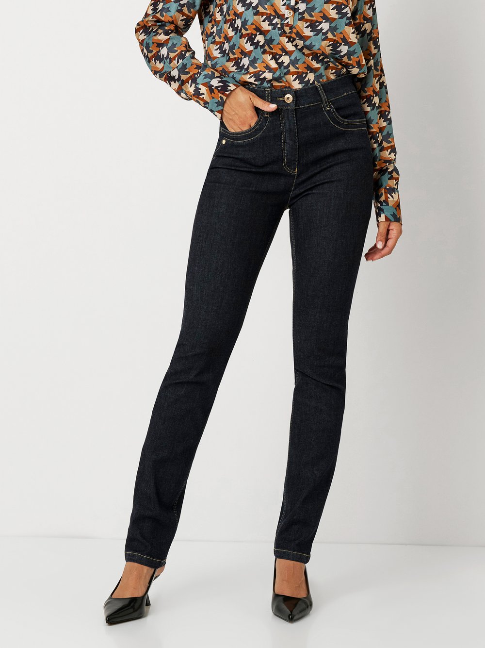 TONI Slim-fit-Jeans "Slim be loved be l" im Four-Pocket Style