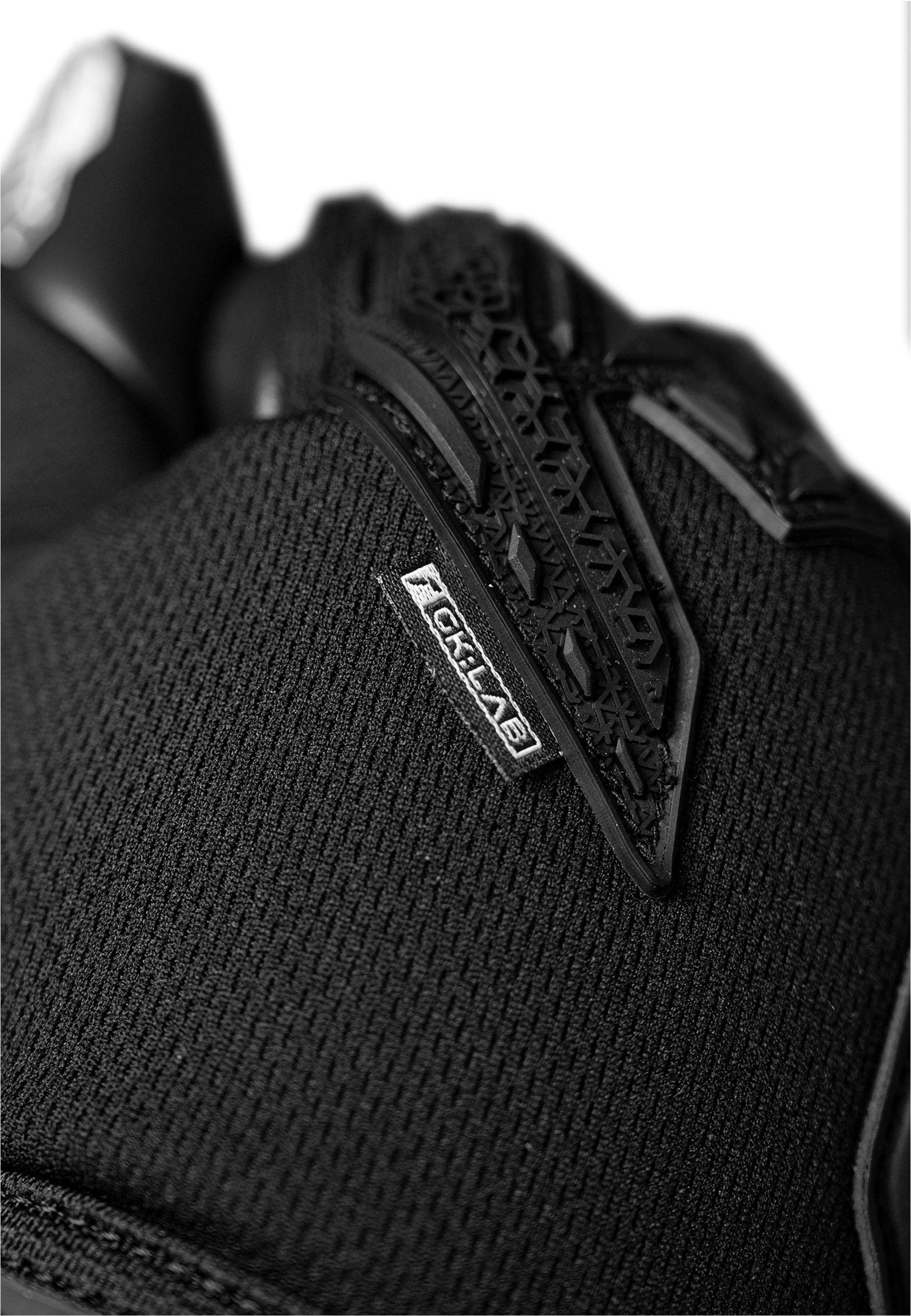 Reusch Torwarthandschuhe »Attrakt Freegel Infinity«, mit maximalem Grip