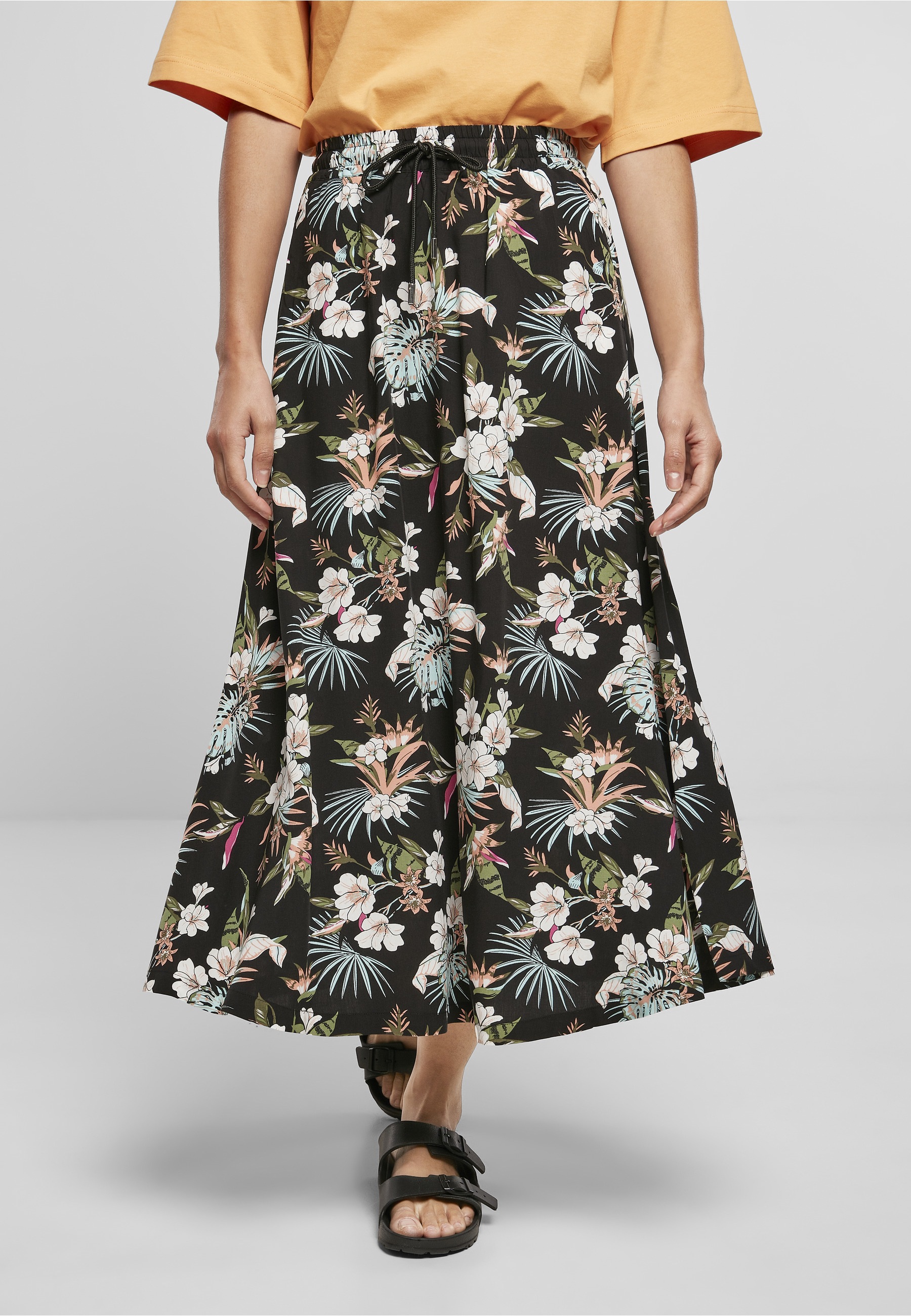 URBAN CLASSICS Jerseyrock »Urban Classics Damen Ladies Viscose Midi Skirt« 1 Stk.