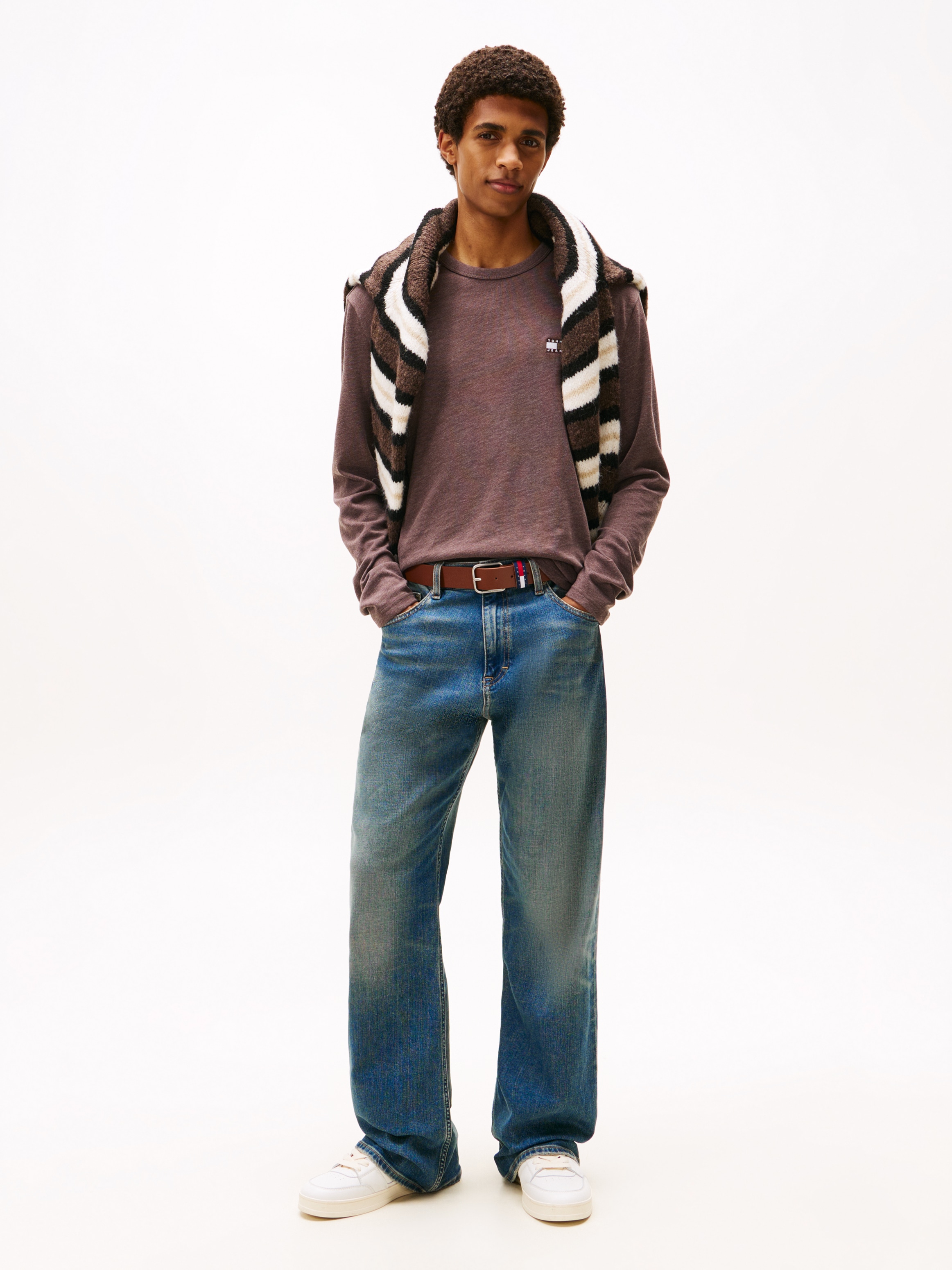 Tommy Jeans Langarmshirt »TJM REG BADGE« Jersey, Rundhals, meliert, regular fit