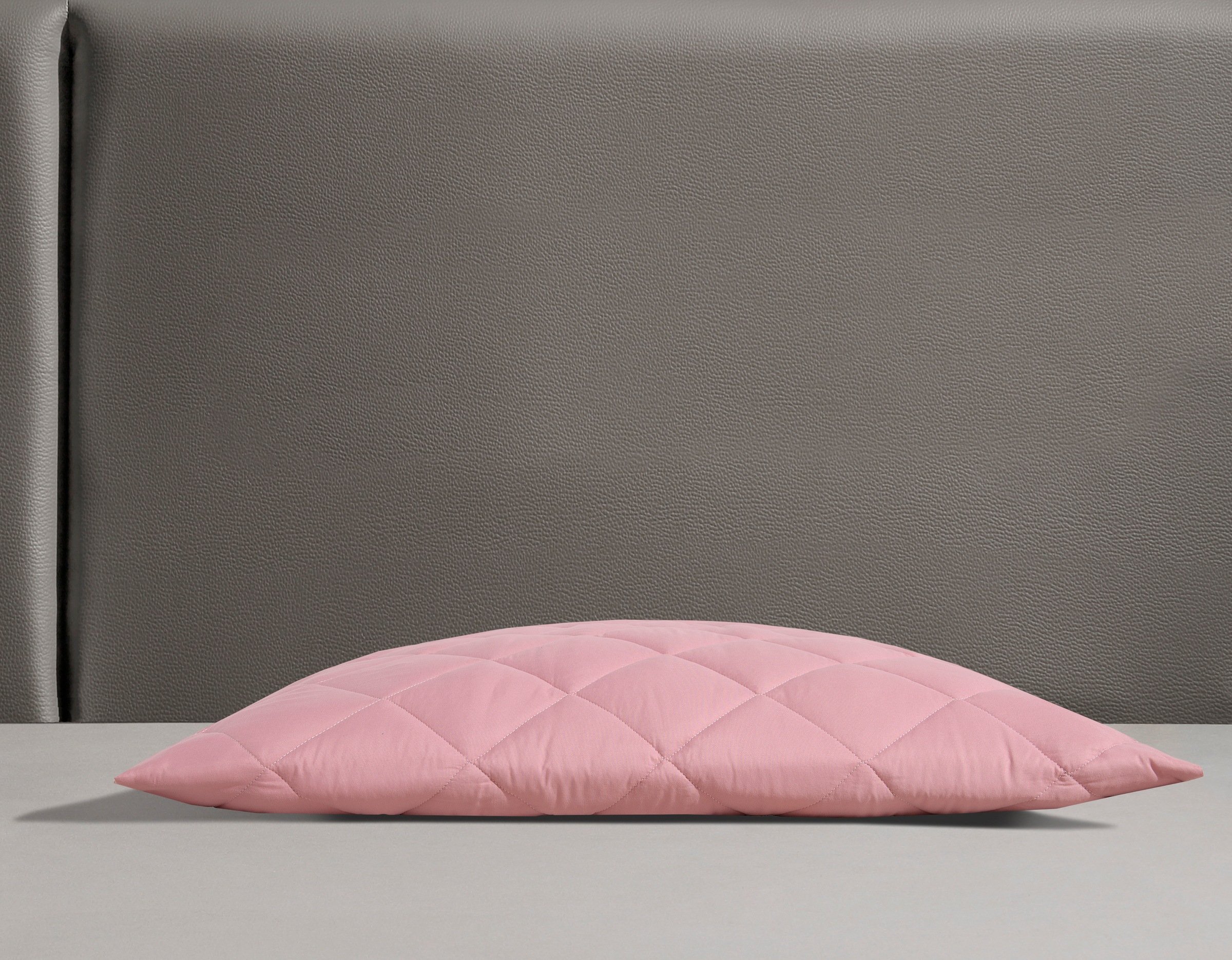 Thumbnail - OTTO home Microfaserkissen "Microlux Kopfkissen 40x80 cm, 80x80 cm" Füllung: 3D-Faserbaellchen 1 Stk. tlg. Kissen, in de...