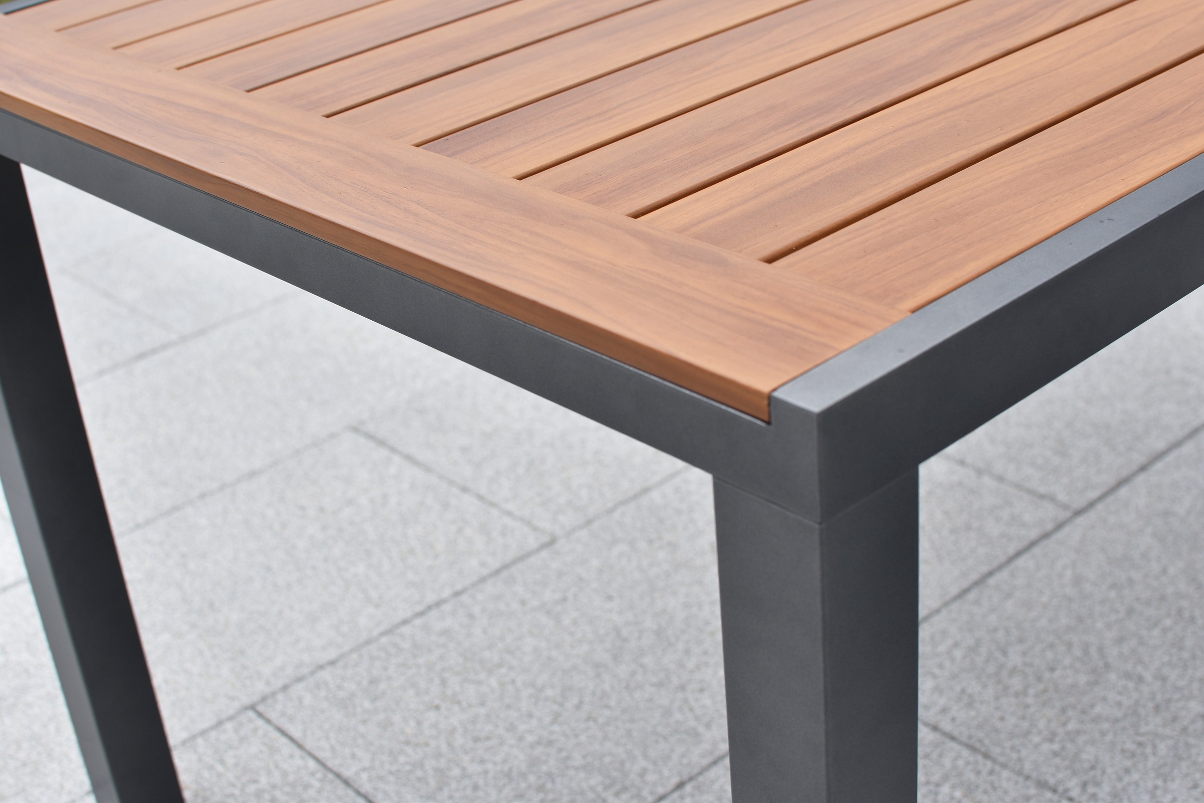 MERXX Garten-Essgruppe »Valenza« Set, 5 tlg. inkl. 4 Klappsessel, 1 Ausziehtisch