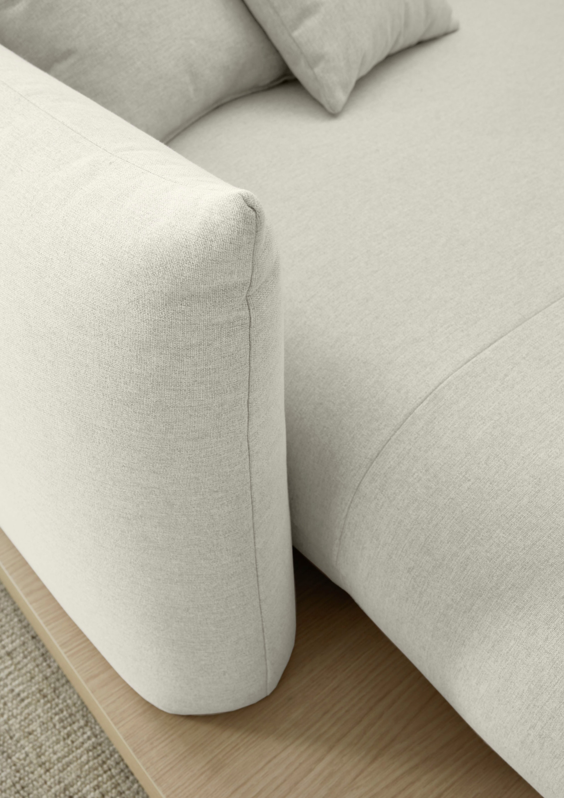 OTTO home Ecksofa »Kalix, Polsterecke mit kräftigem Holz-Plateau, moderne Couch in L-Form«, wahlweise Recamiere links o. rechts, Strukturstoff, hoher Sitzkomfort