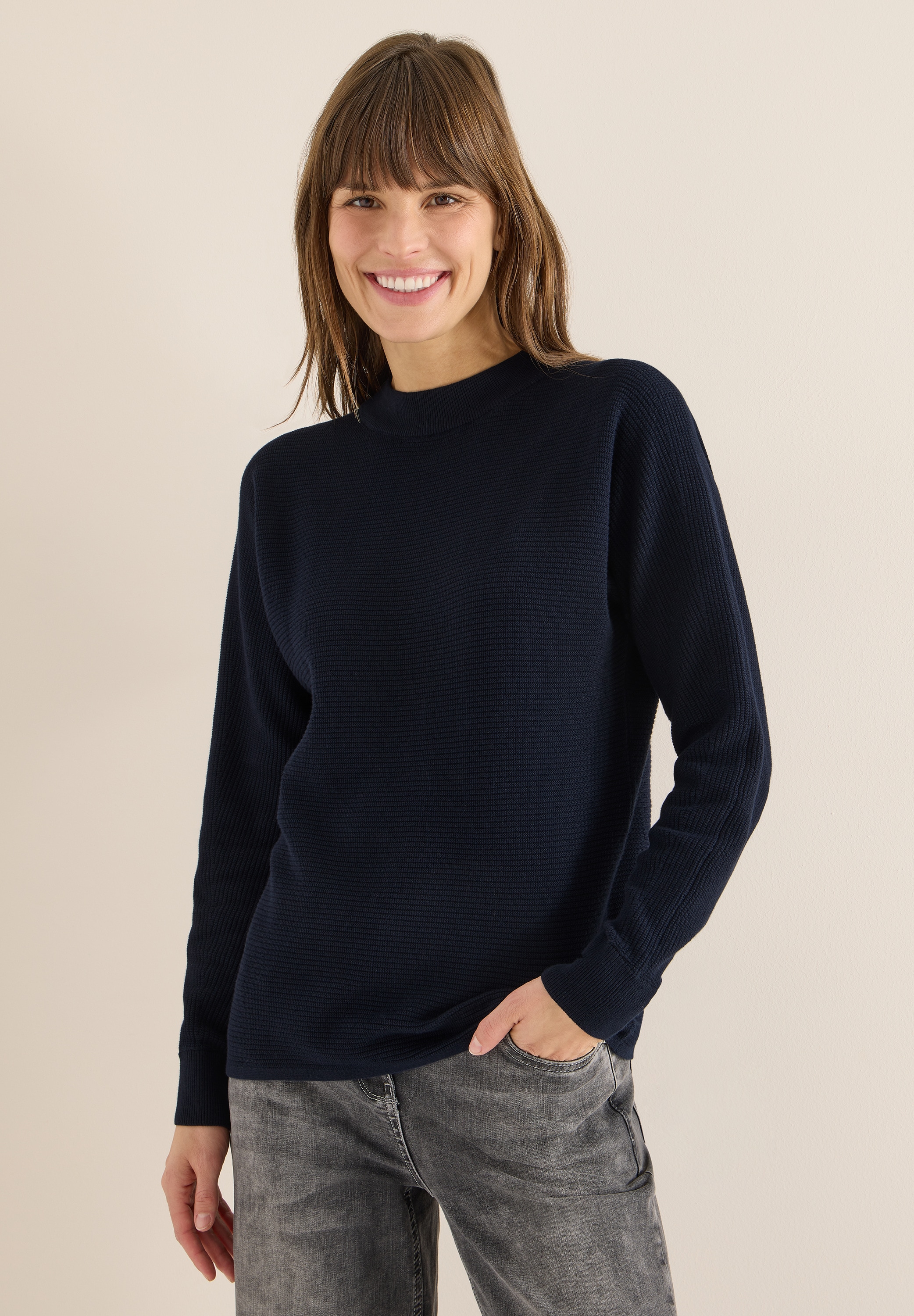 Cecil mit Turtleneck