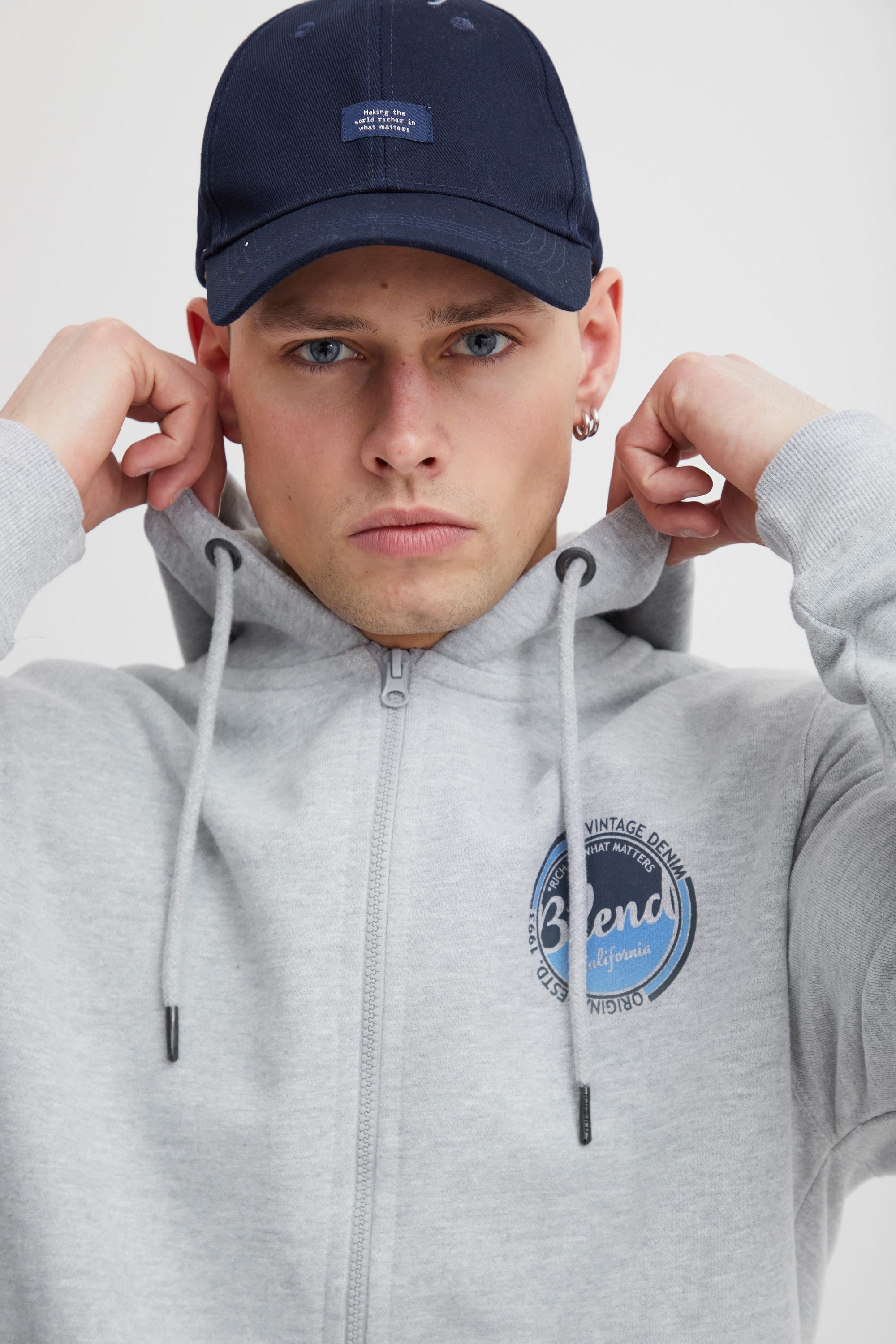 Blend Kapuzenpullover »BHSweatshirt« Stilvolle Kapuzensweatjacke