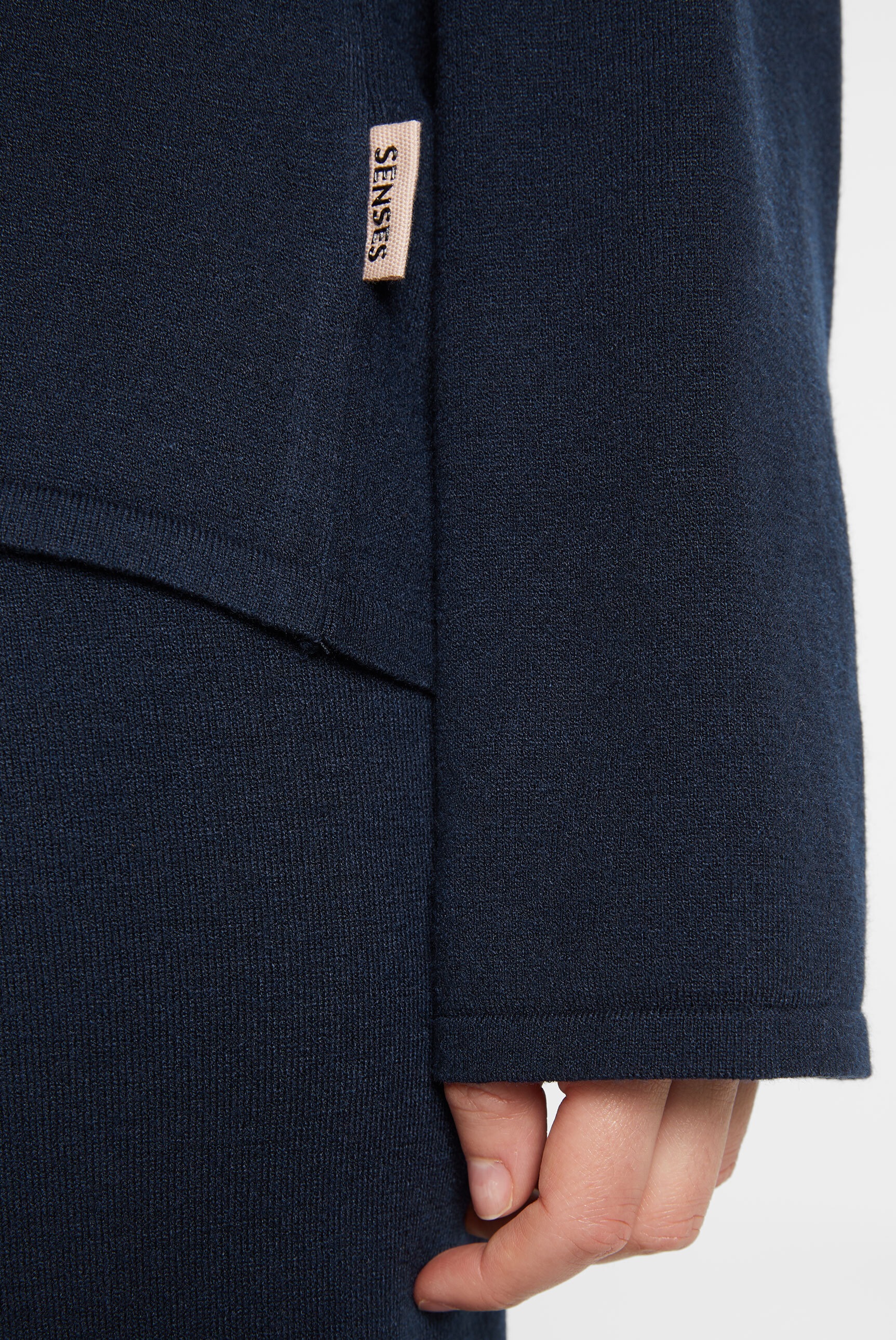 SENSES.THE LABEL Rundhalspullover, mit Rollsäumen