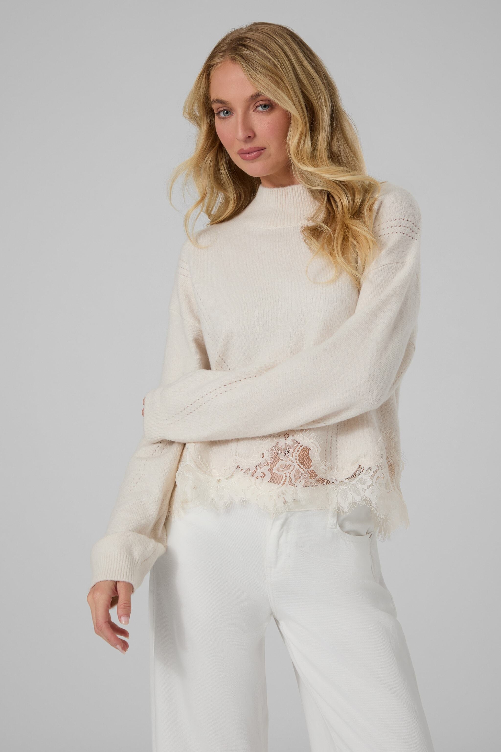 Guess Damen Beige Pullover Mit Spitze Hayden - Bild 5