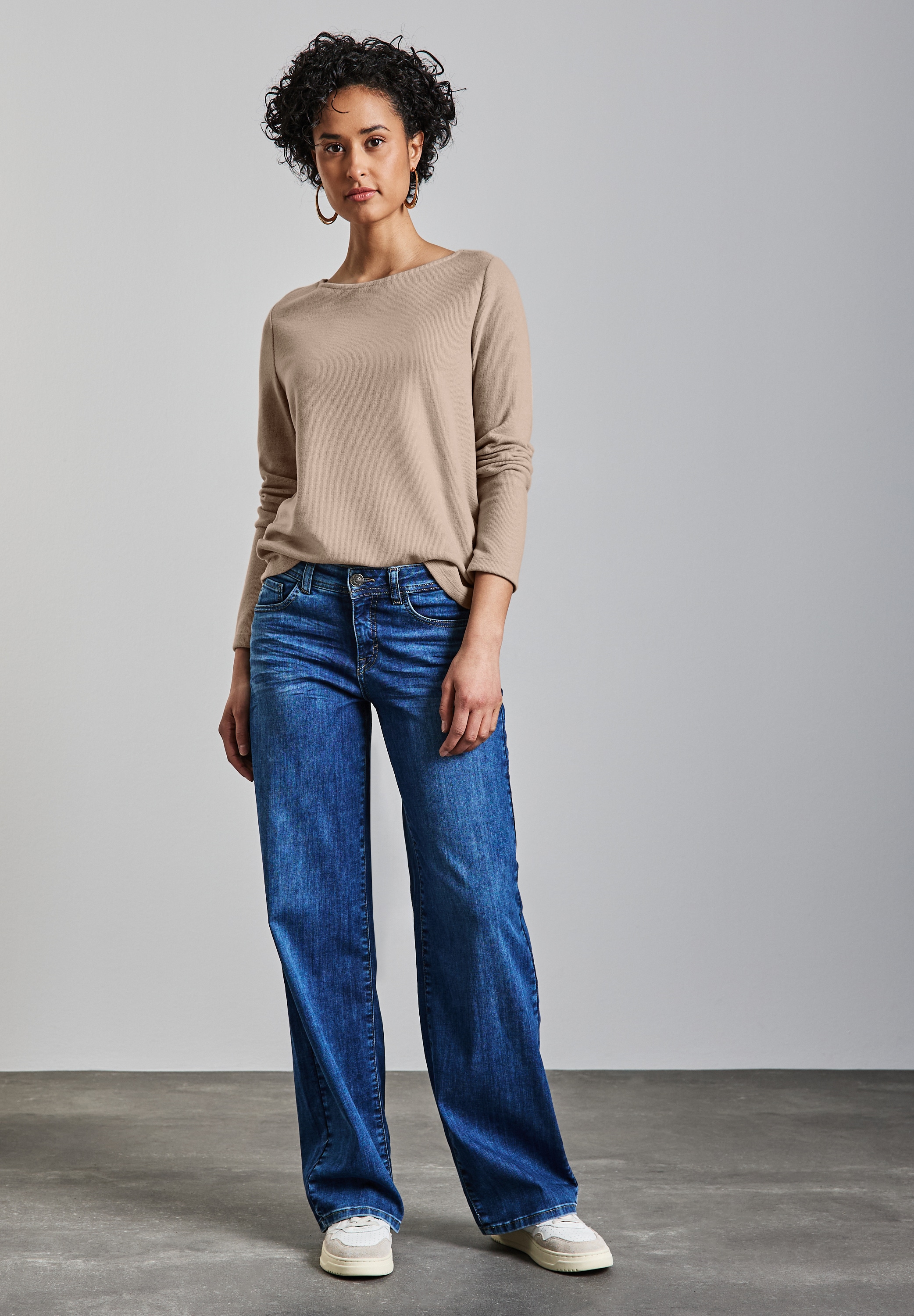 STREET ONE Langarmshirt, aus softem Materialmix