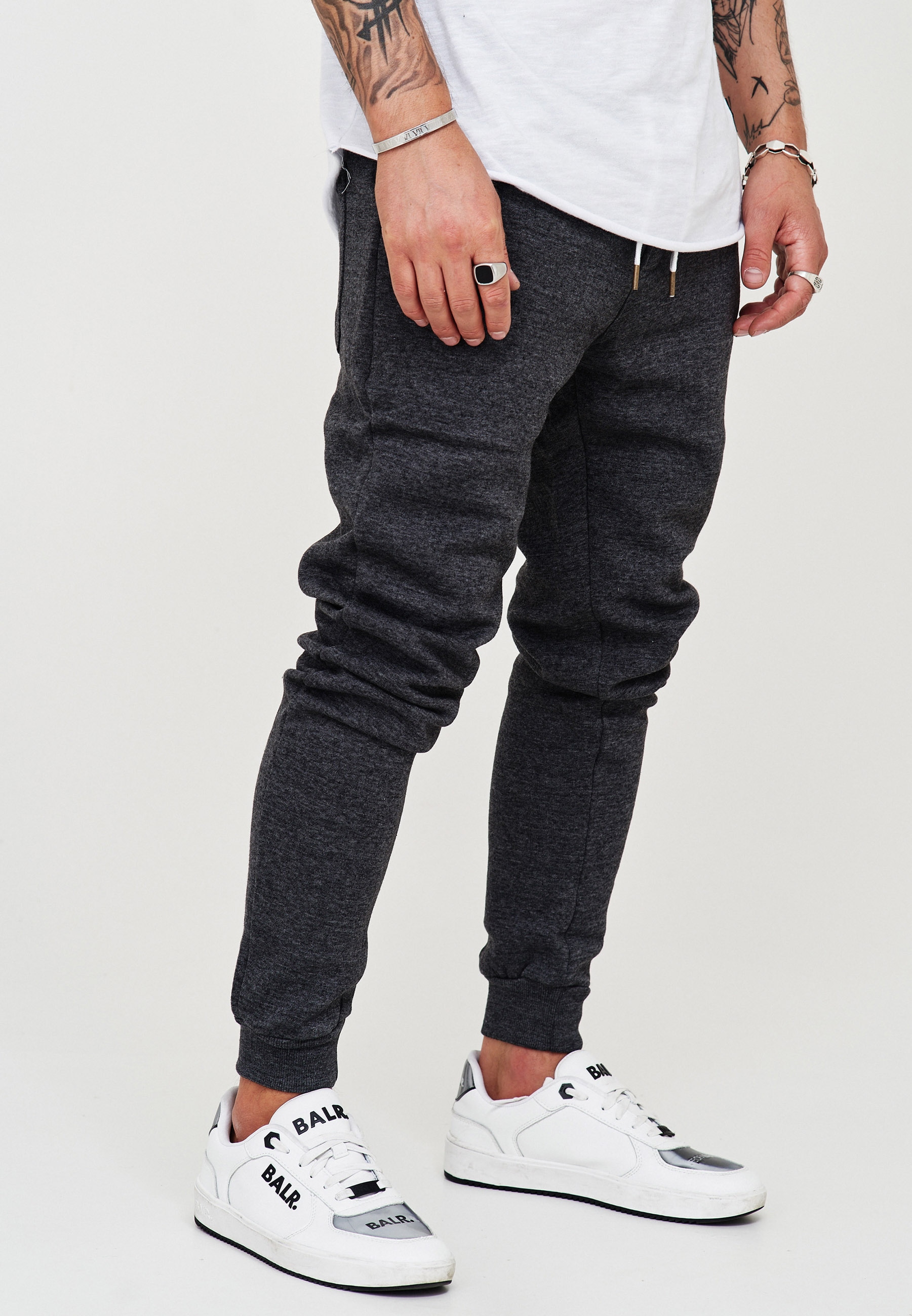 behype Sweathose »JOGGERY«, im modernen Slim Fit-Schnitt