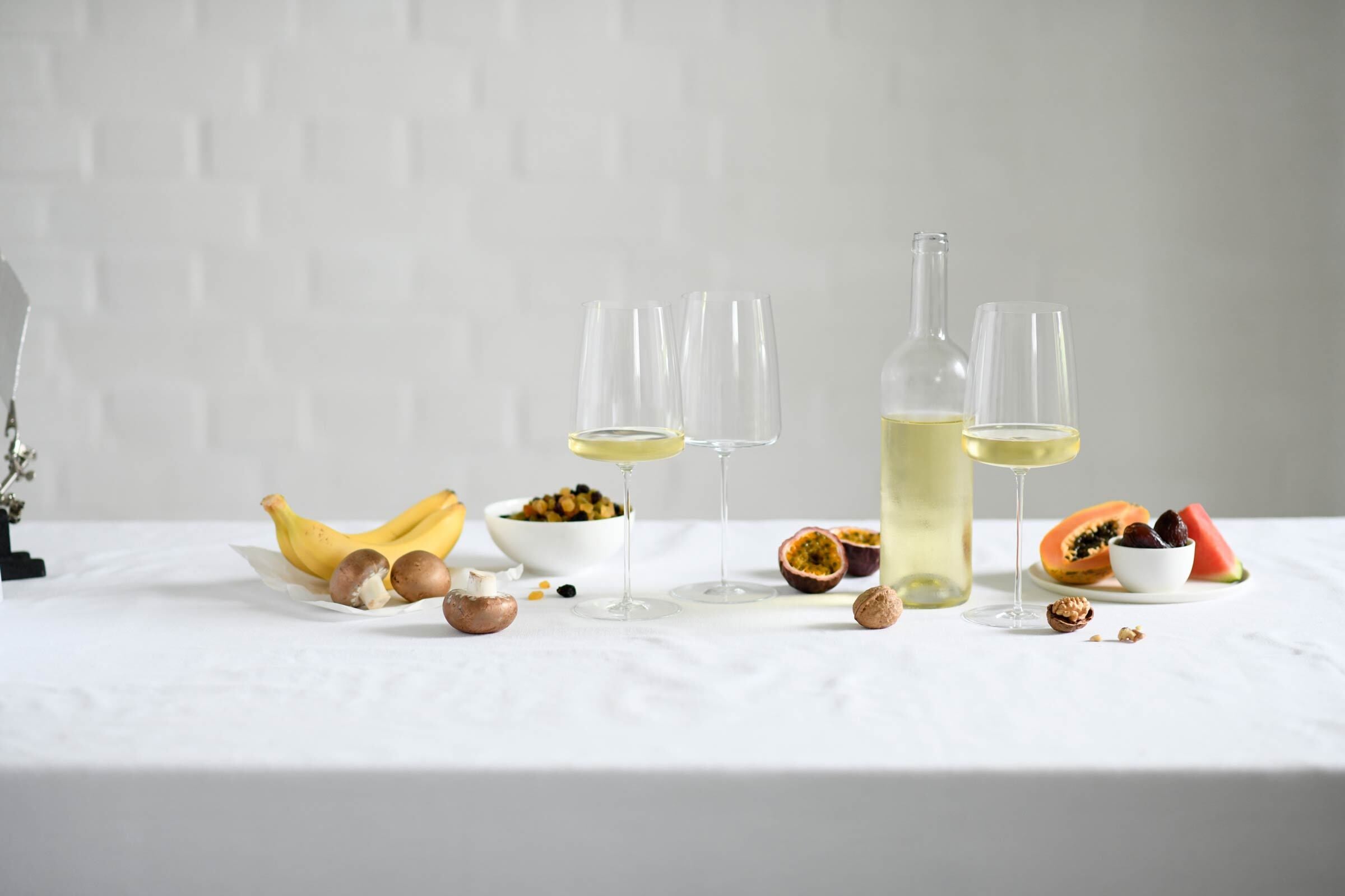 Zwiesel Glas Weißweinglas »Weißweingläser Simplify 689 ml 2er Set transparent«