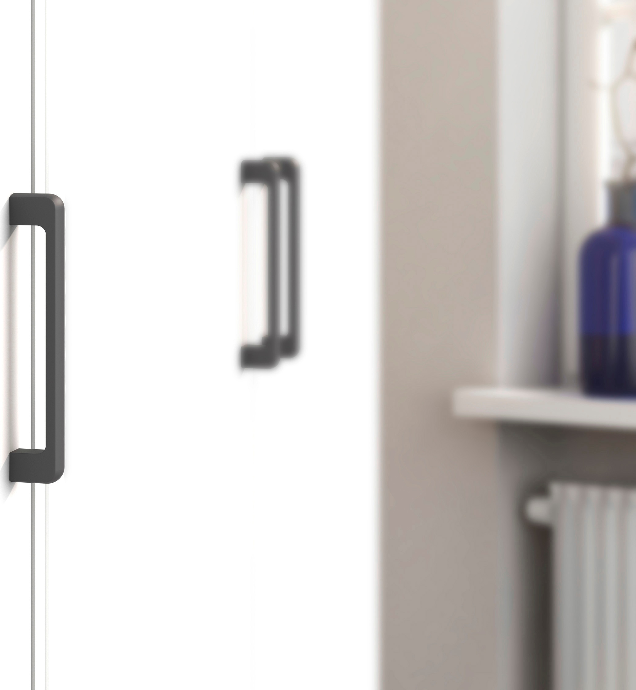 rauch Kleiderschrank »VOYAGER Garderobe Wäscheschrank TOPSELLER Schlafzimmer«, (in 3 verschiedenen Ausstattungen BASIC/CLASSIC/PREMIUM), Schrank mit modernen Griffen in viel Stauraum MADE IN GERMANY