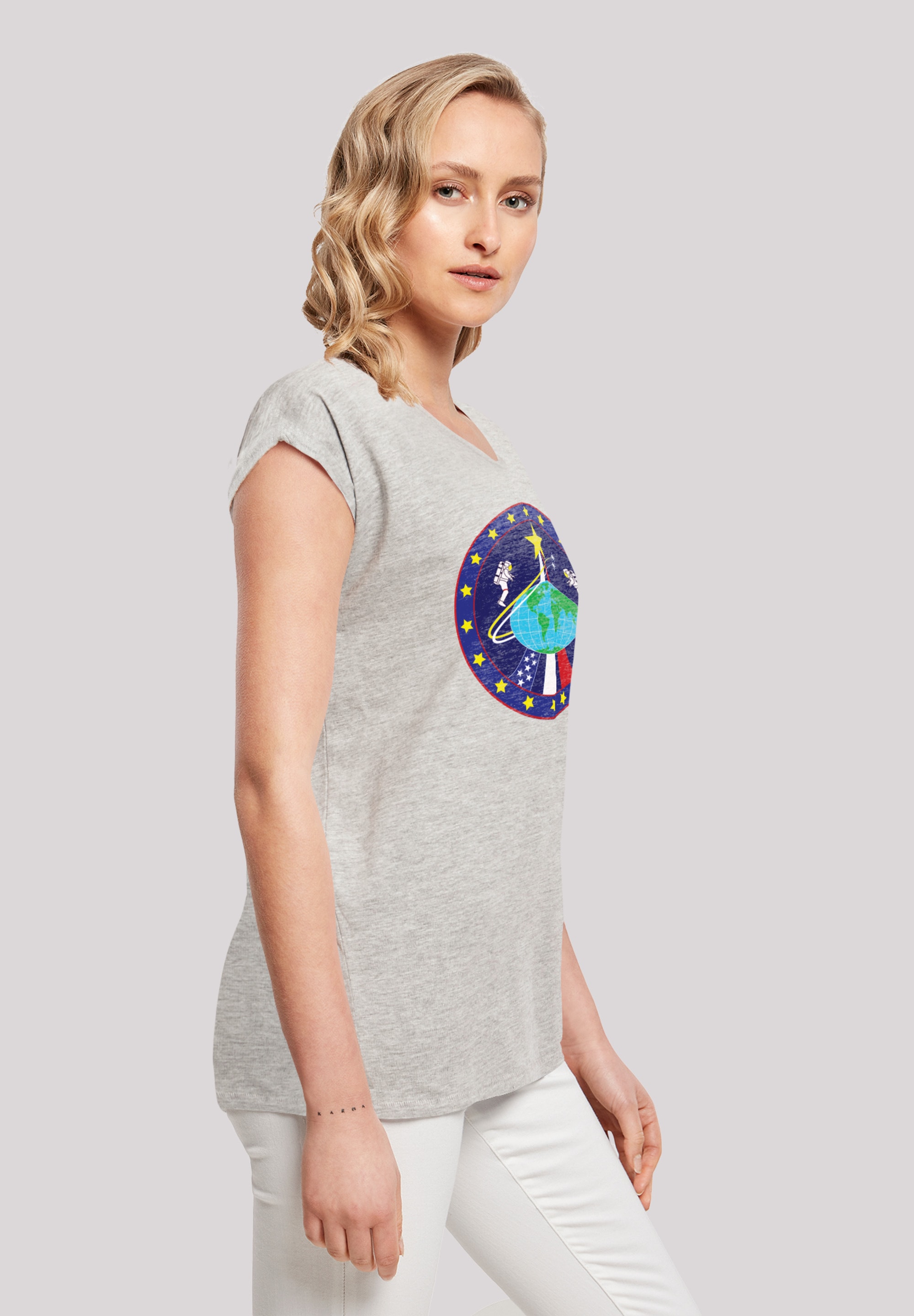 F4NT4STIC T-Shirt »NASA Classic Globe Astronauts«, Print