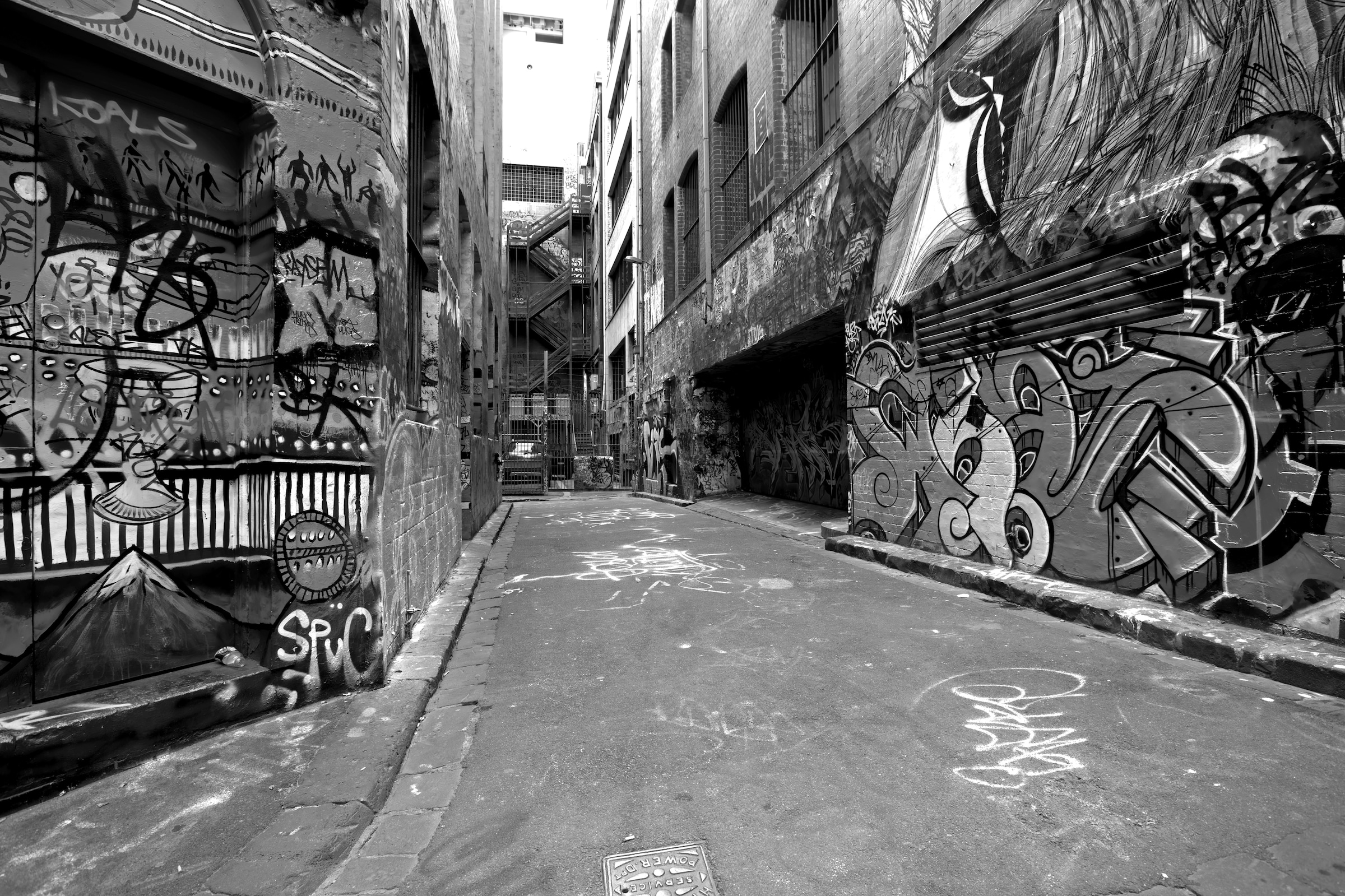 Papermoon Fototapete "New York, Bronx, Hinterhof, Feuerleiter Schwarz & Weiß"