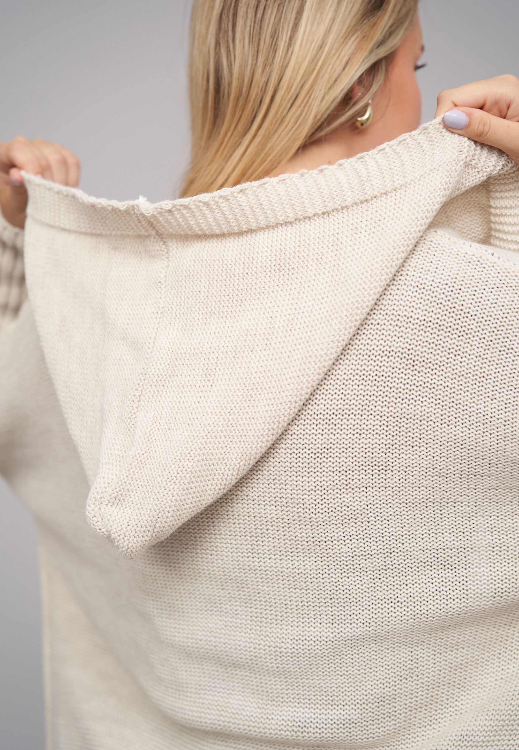 CLOUD 5IVE Strickjacke »CLOUD 5IVE Longform knit cardigan with hood« 1