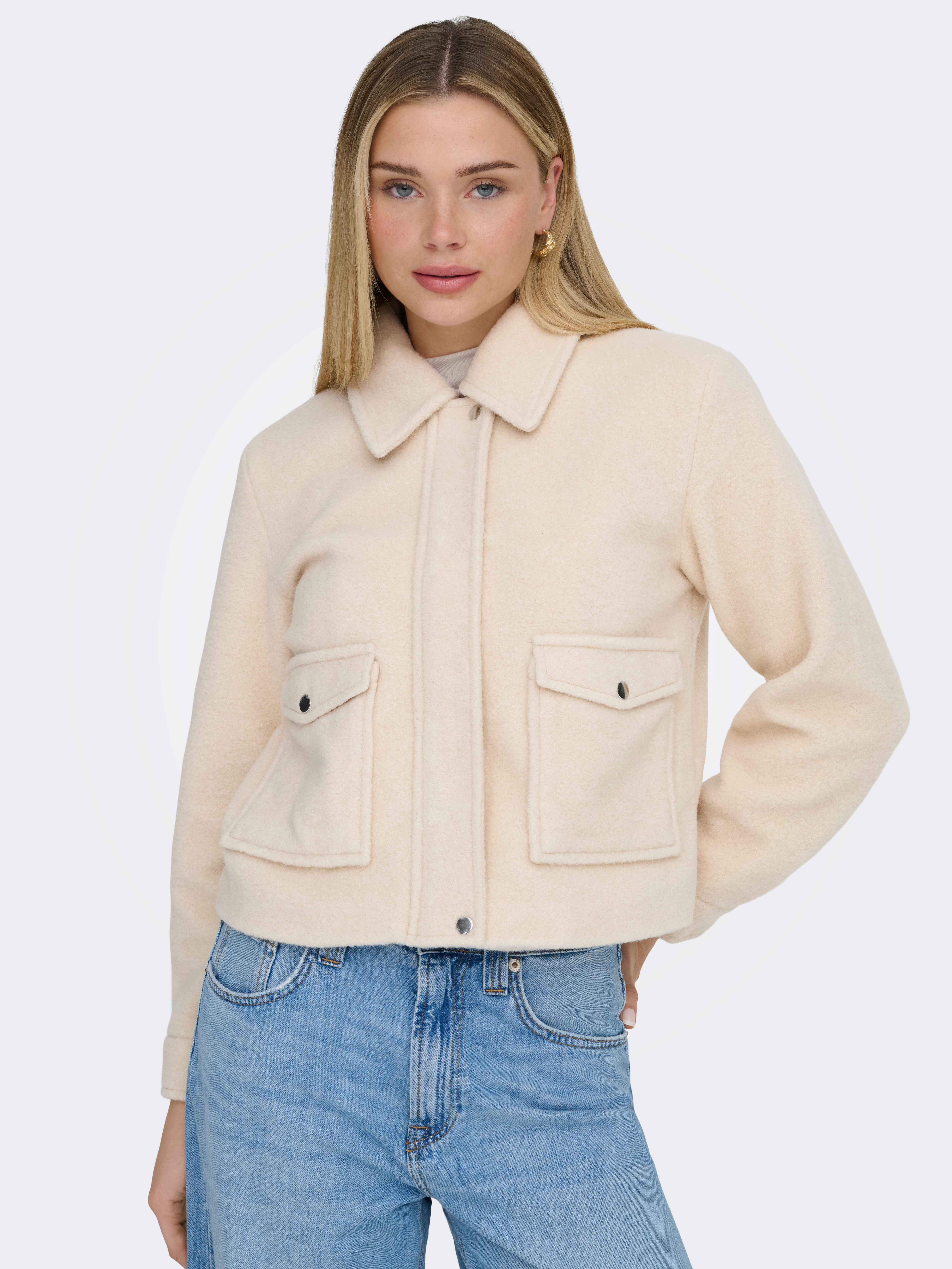 ONLY Kurzjacke "ONLKIKI-MONI SHORT JACKET PNT" Kunstfaser