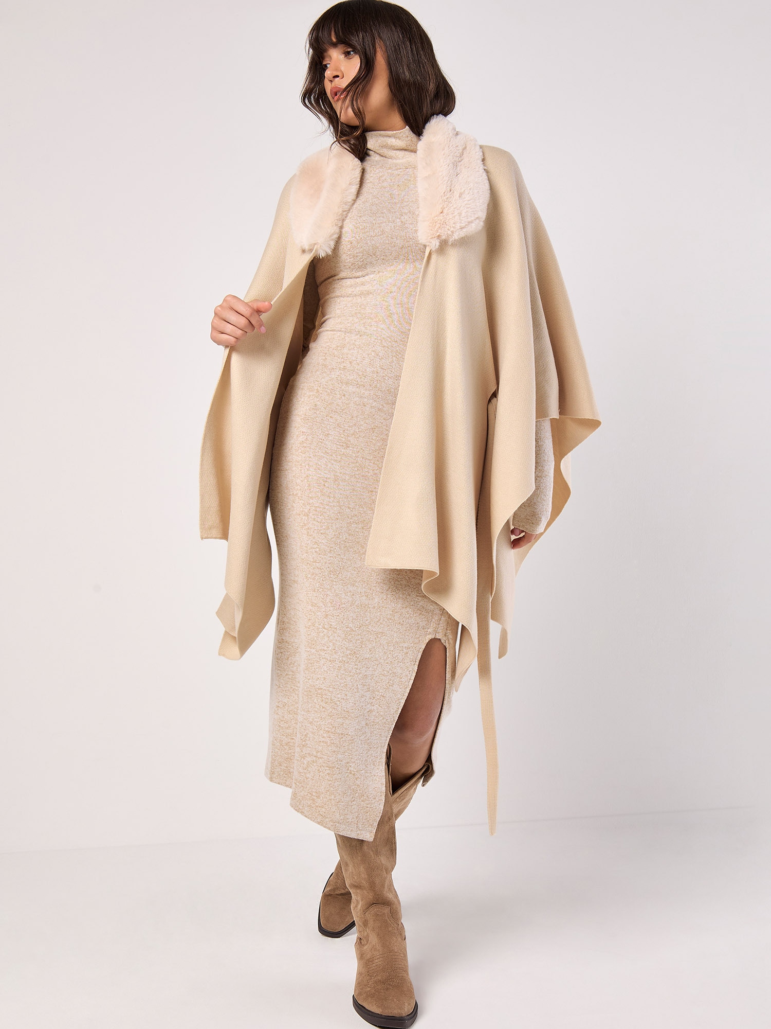 Apricot Strickjacke »mit Kunstfell« 2 mit Bindeband