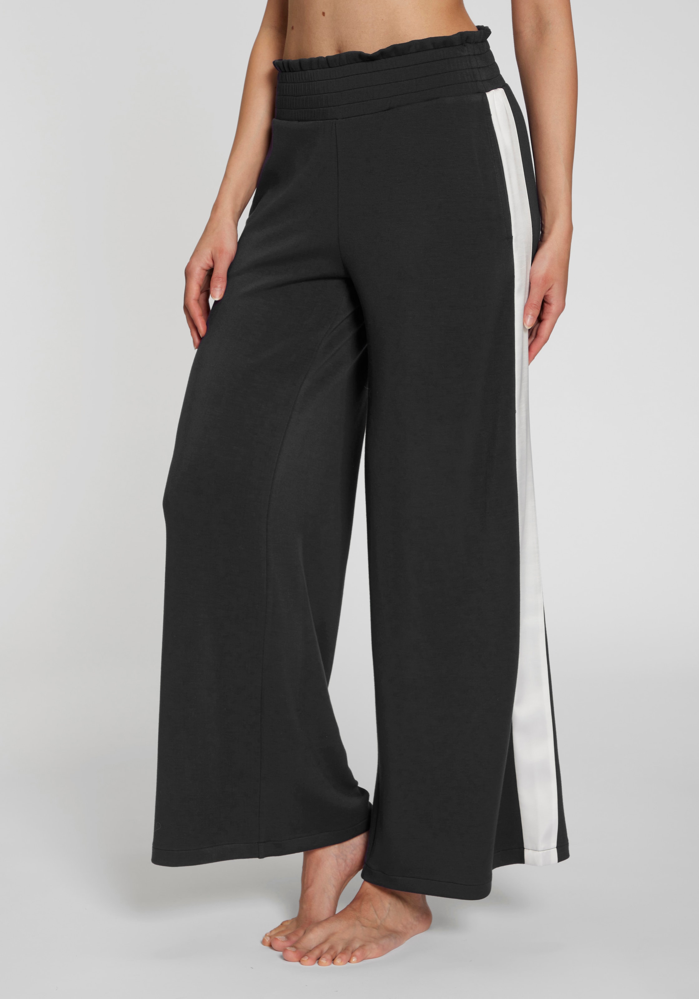 LASCANA Homewearhose  mit gerafftem Wellnessbund