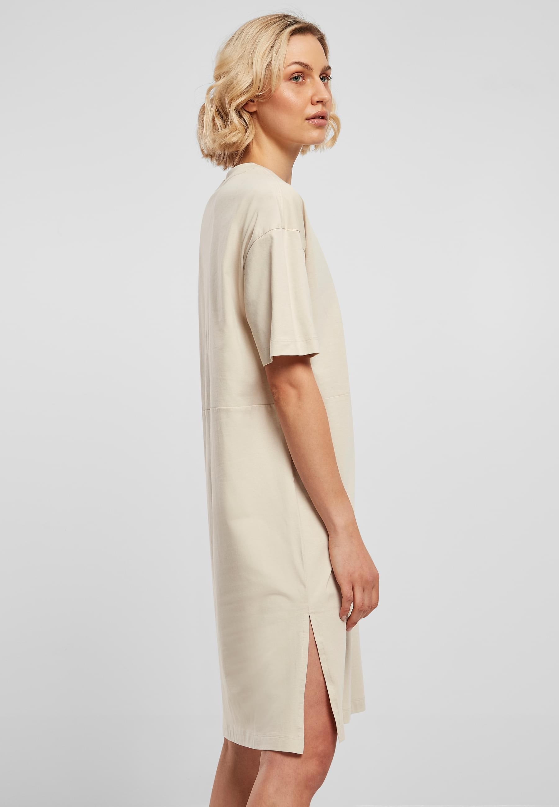 URBAN CLASSICS Shirtkleid »Urban Classics Damen Ladies Organic Oversized Slit Tee Dress«, (1 tlg.)