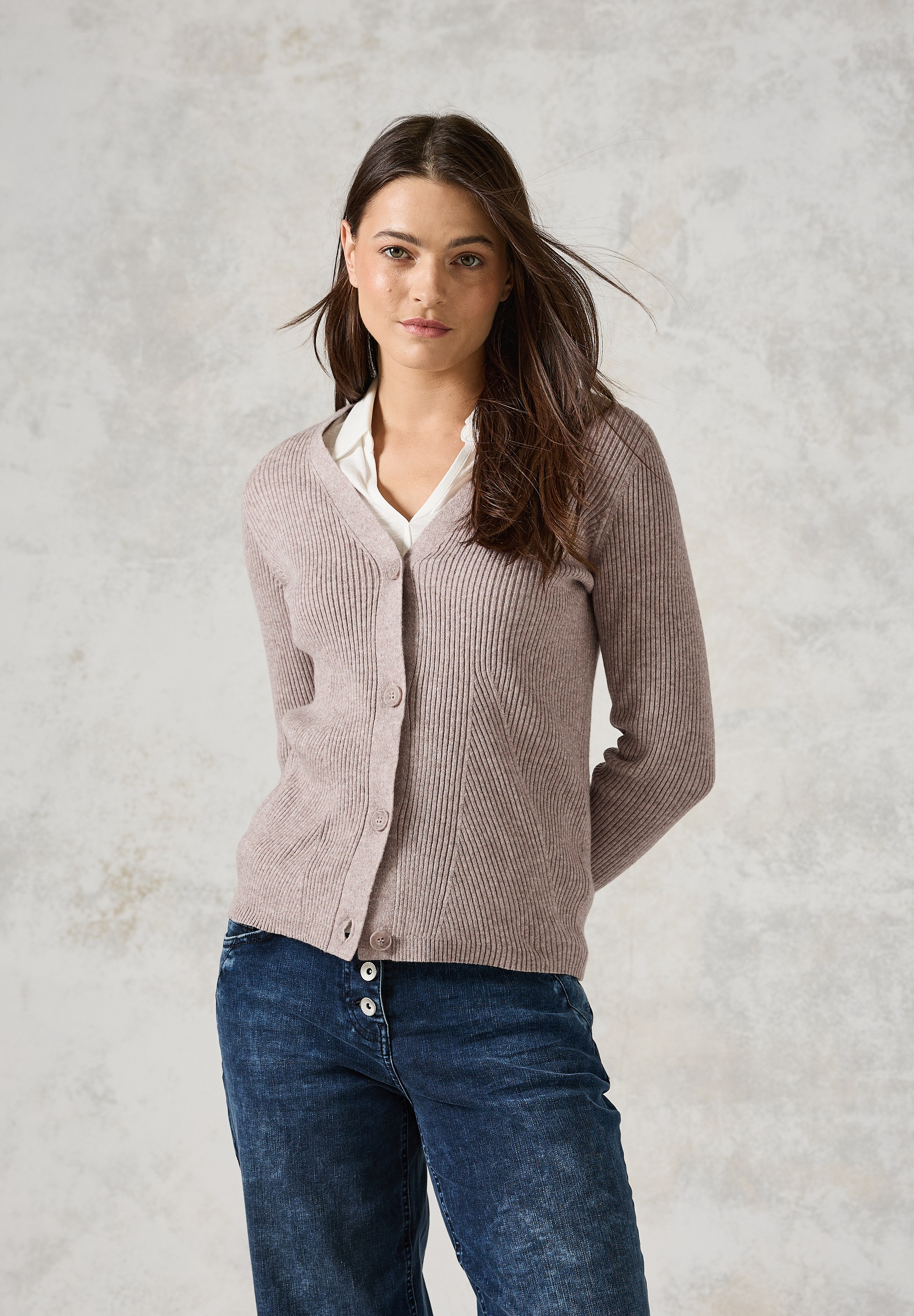 Cecil Cardigan mit V-Ausschnitt