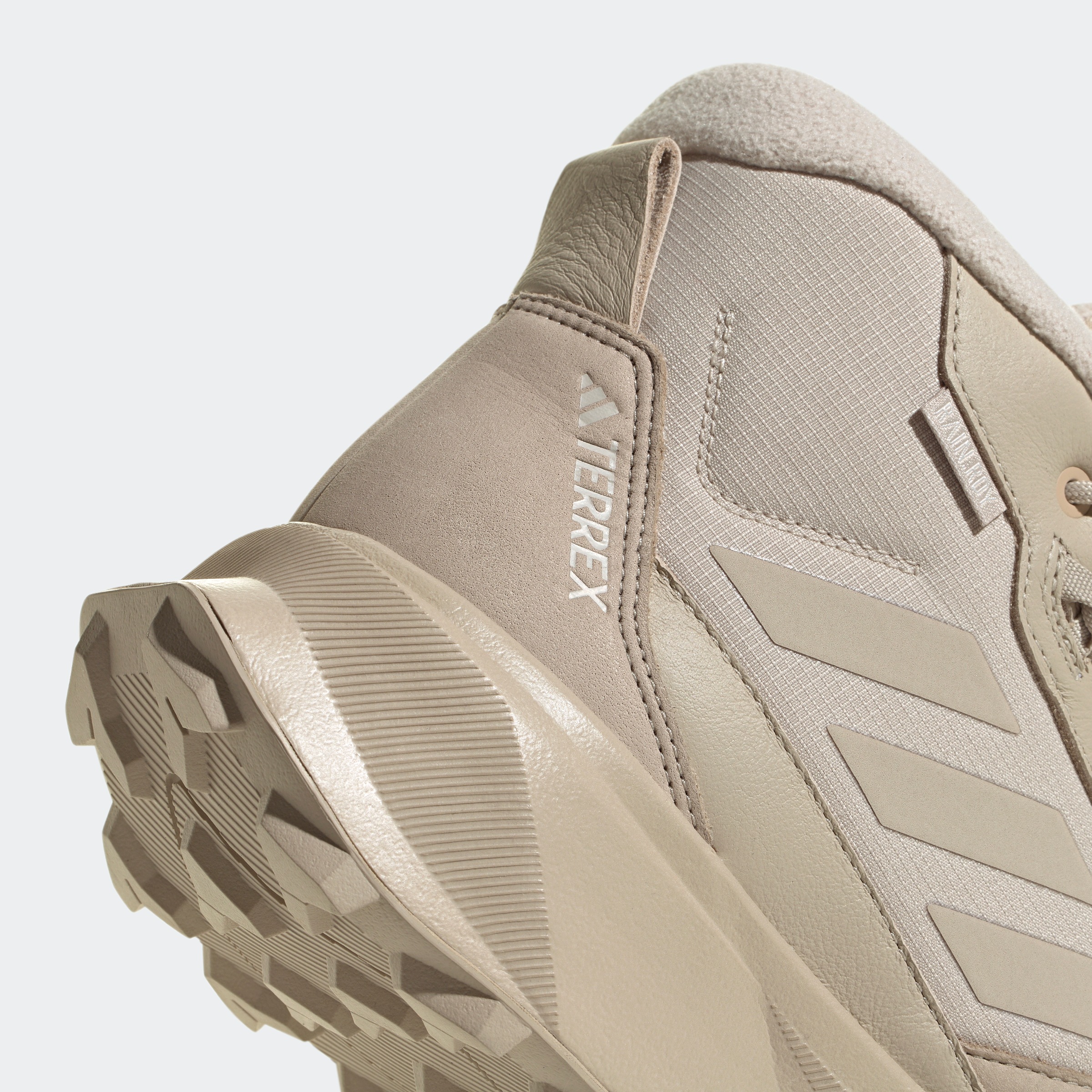 adidas TERREX Winterboots »TERREX WINTER LEATHER MID CUT RAIN.RDY COLD.RDY«, Snowboots, Winterstiefel, Winterschuhe, wasserdicht und gefüttert