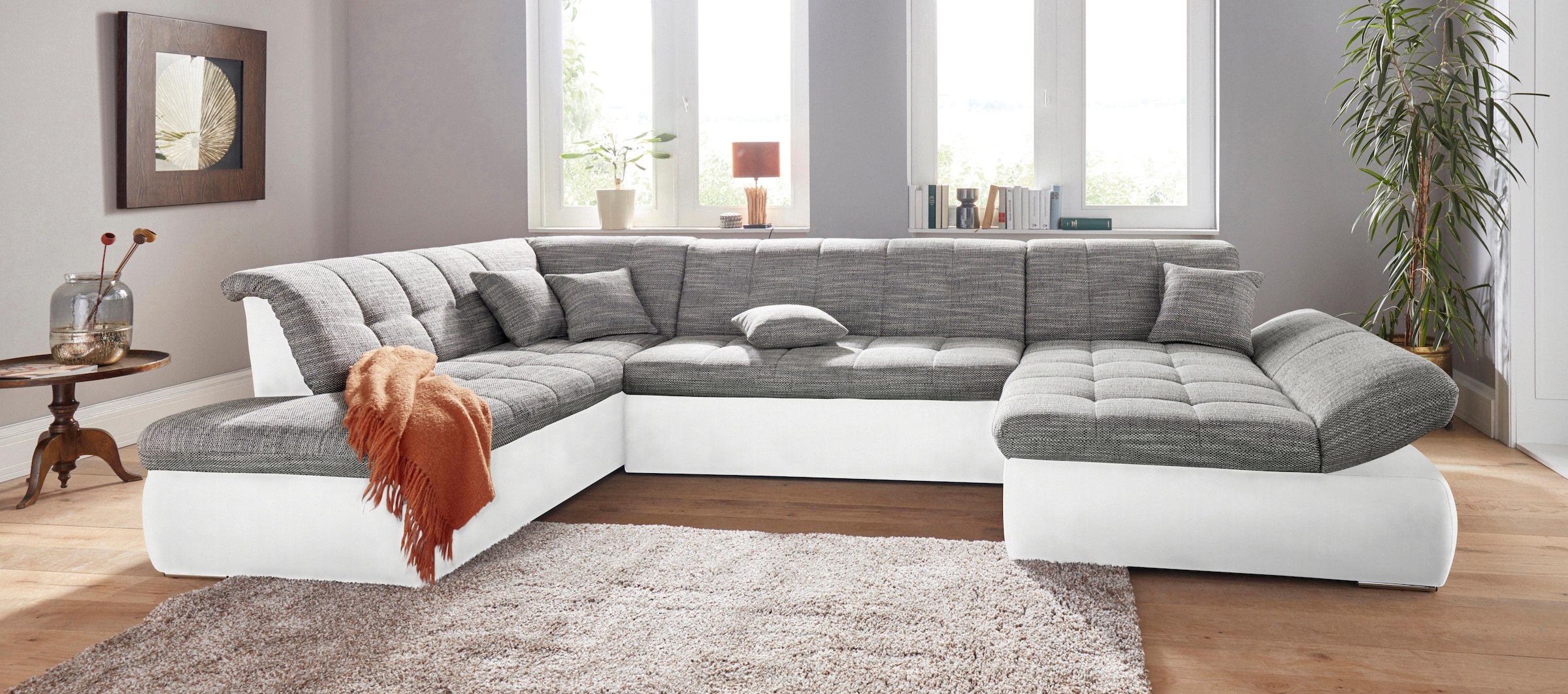 DOMO collection Wohnlandschaft »PB Moric wahlweise mit Bettfunktion und Armteilverstellung  U-Form«, XXL-Format B/T/H: 353/216/80 cm, feine Steppung, incl. Zierkissen