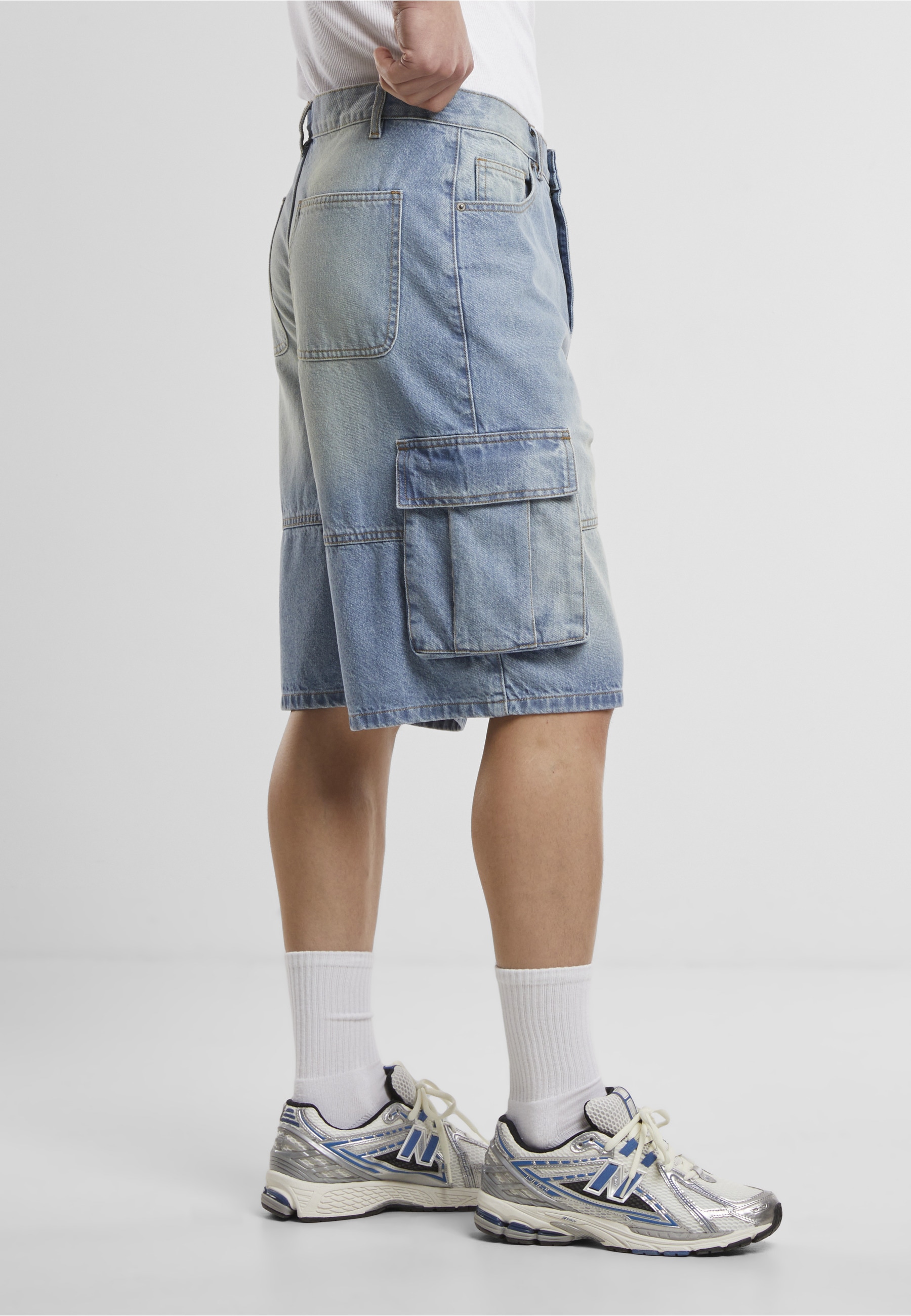 URBAN CLASSICS Shorts »Urban Classics Relaxed Denim Cargo Shorts«