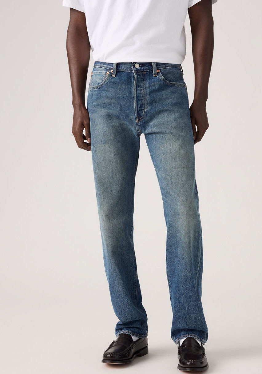 Levis "501 LEVIS ORIGINAL" mit Markenlabel