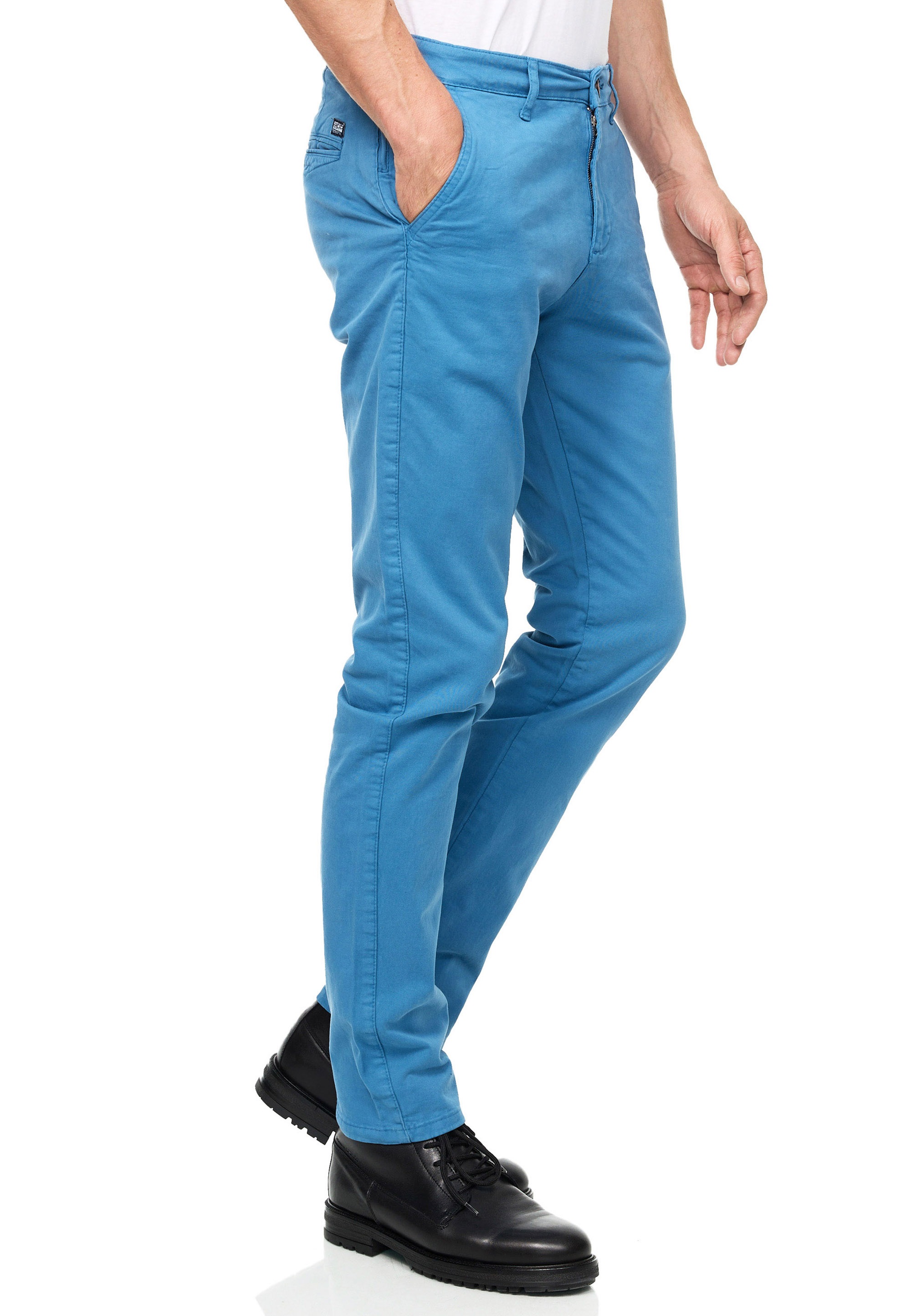 Rusty Neal Straight-Jeans »SETO«, bequemen BAUR Fit-Schnitt im | kaufen ▷ Straight