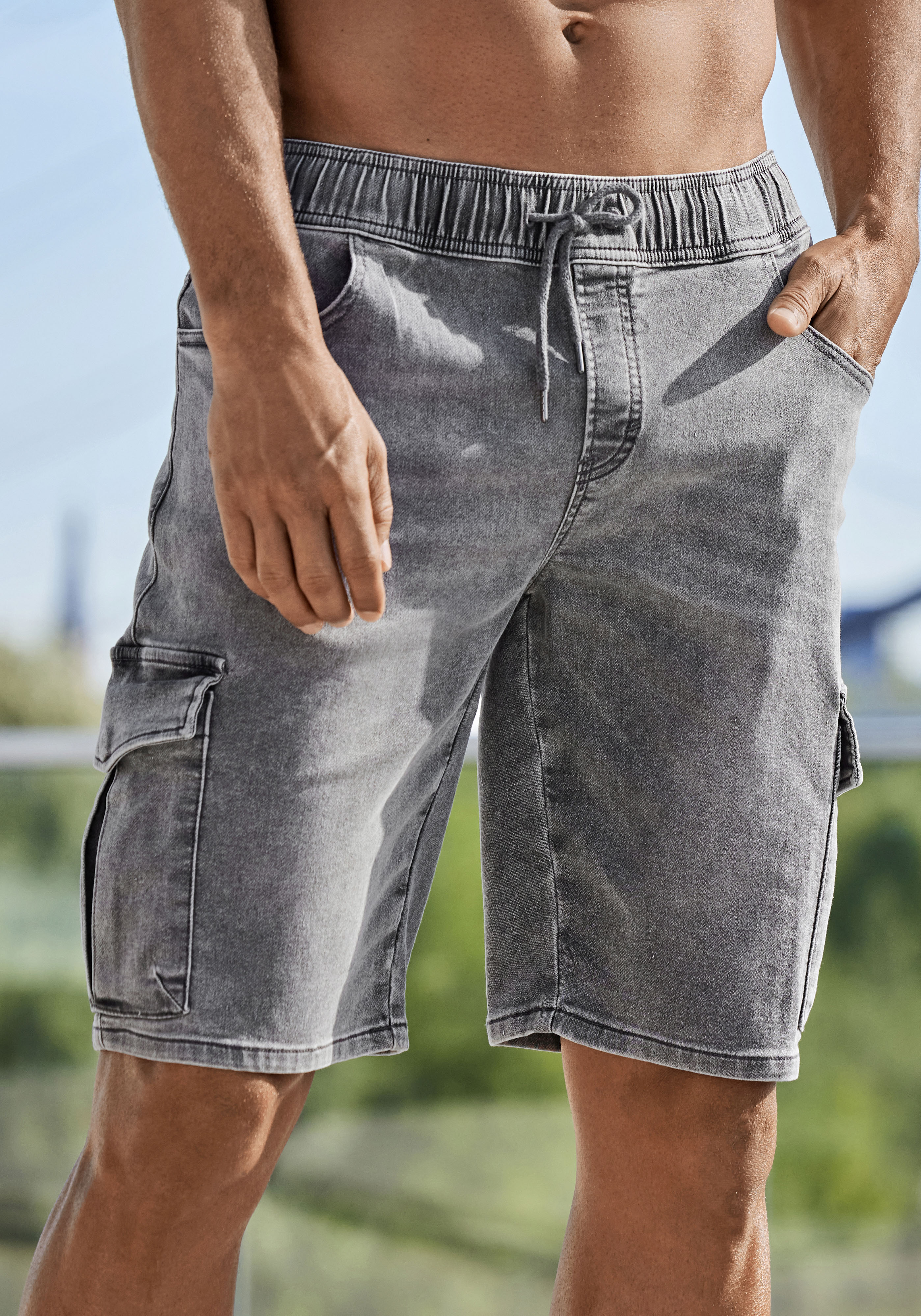 John Devin Shorts "Bermuda, kurze Jogger Pants" mit Cargotaschen, knielang, elastische Schlupf-Bermuda