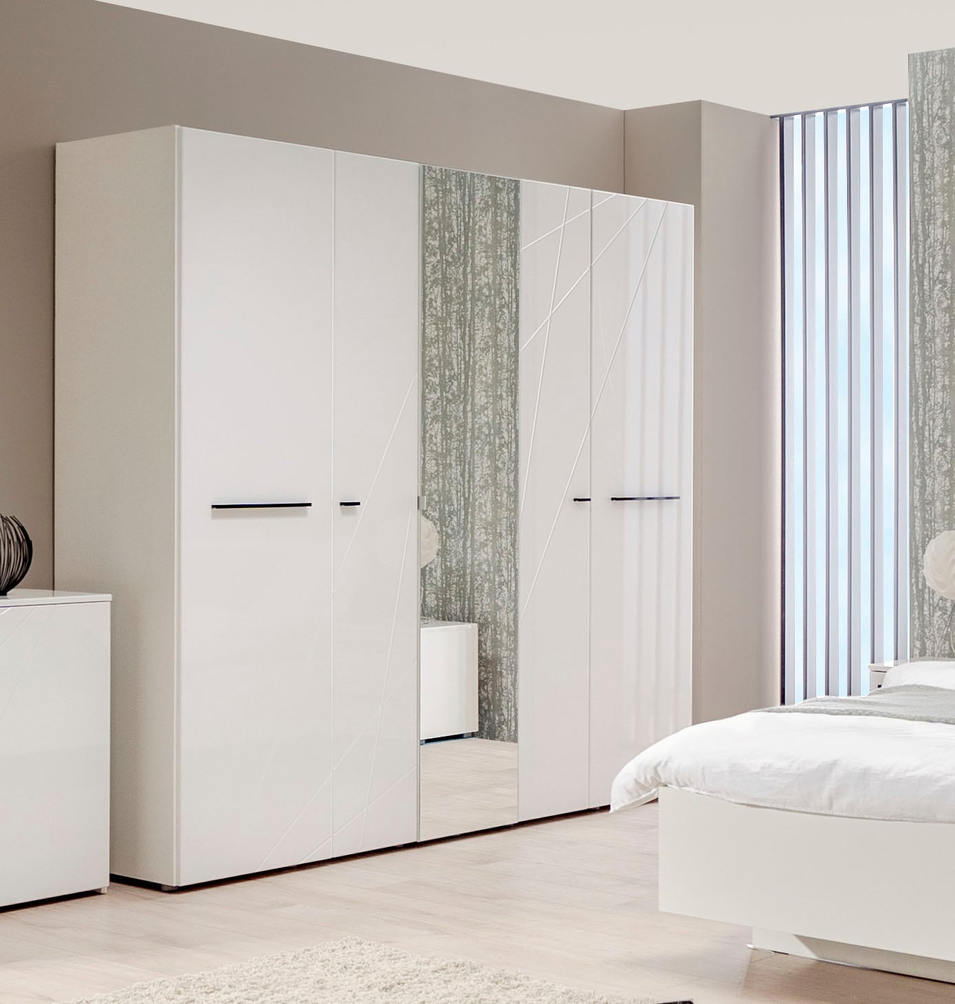 Home affaire Kleiderschrank "Ksanti" hochglänzende Front, mit Spiegel