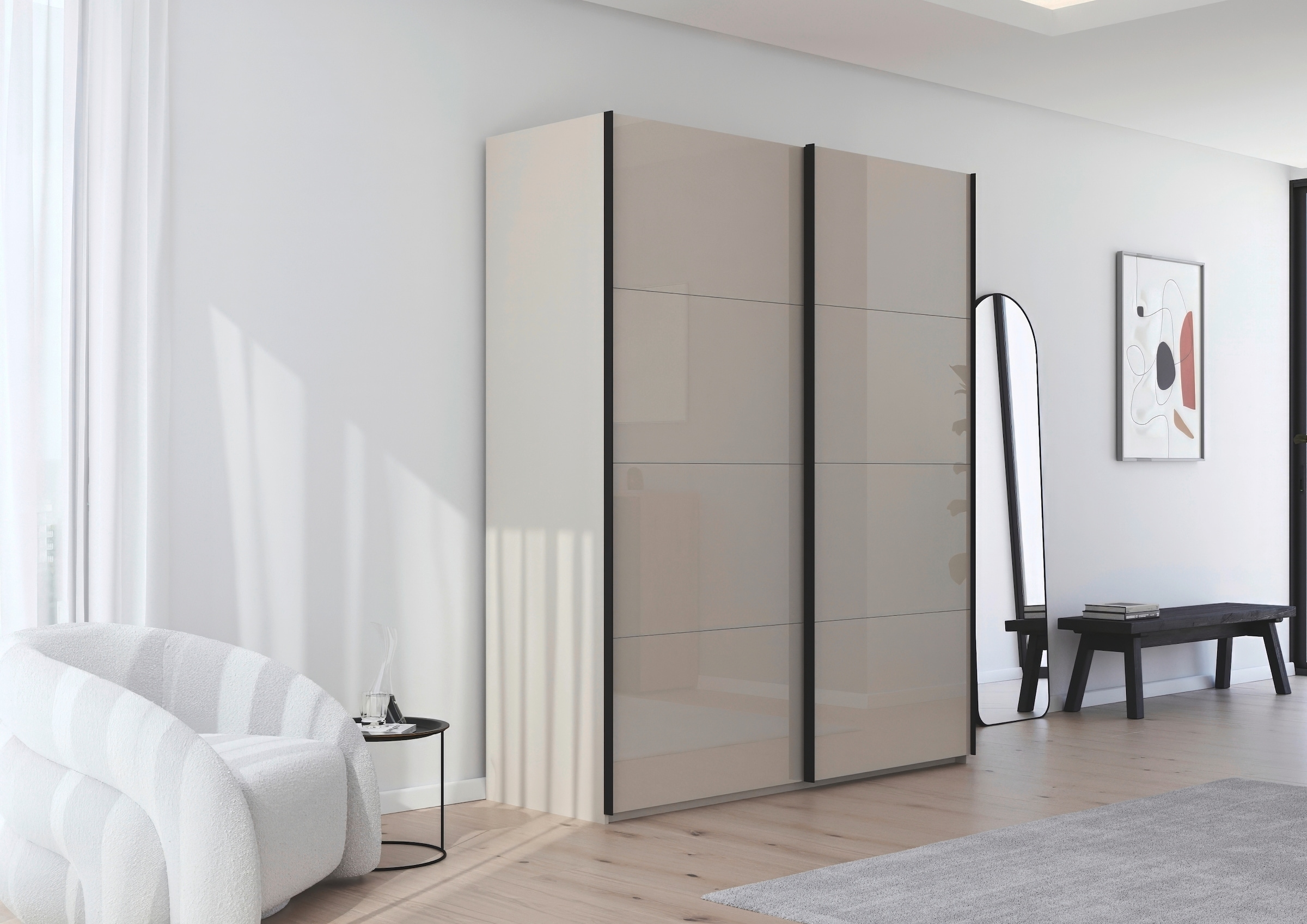 rauch Schwebetürenschrank »Kleiderschrank Schrank Garderobe Schlafzimmerschrank SCALE-FYRA«, edle viergeteilte Türen mit Glas-Front viele Farben MADE IN GERMANY