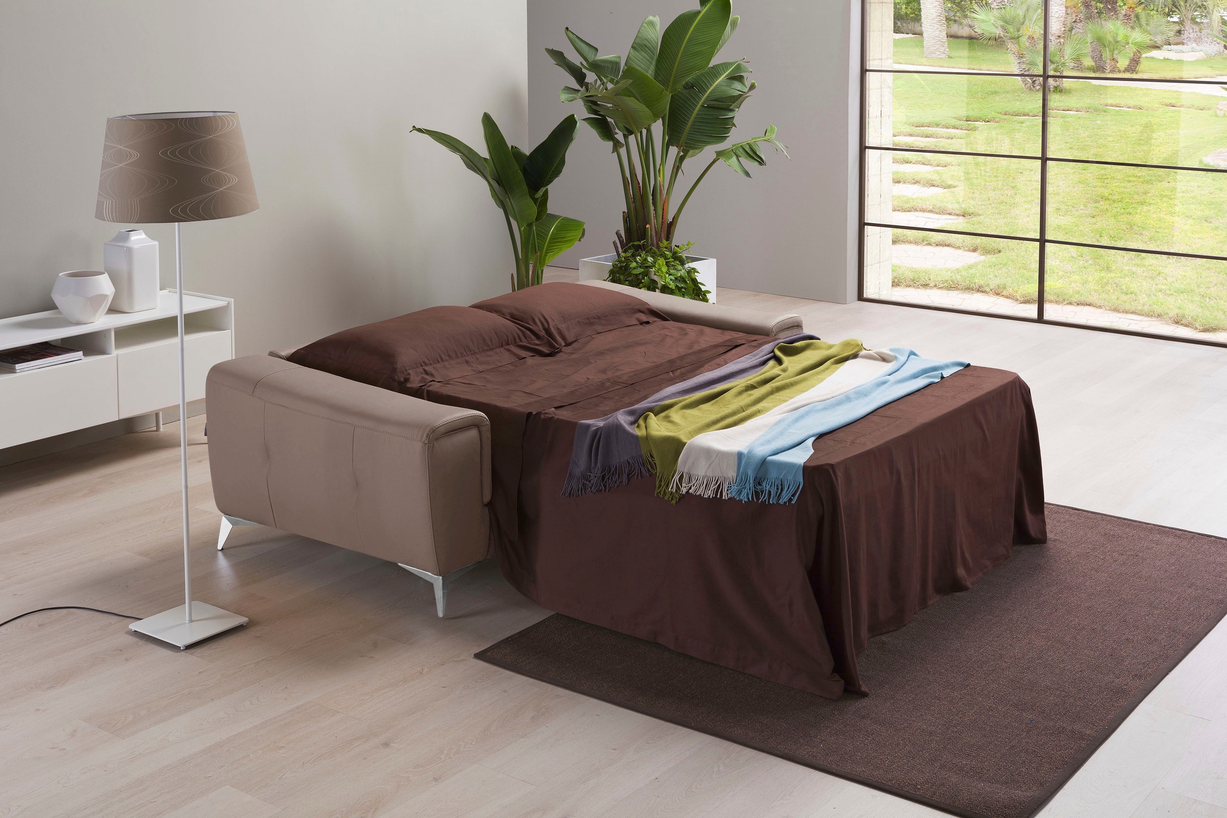 Egoitaliano Schlafsofa »Francine Designsofa, Loungesofa mit Dauerschlaffunktion, Breite 233 cm«, mit Bettfunktion, Leder BULL, safari, Fußfarbe chrom
