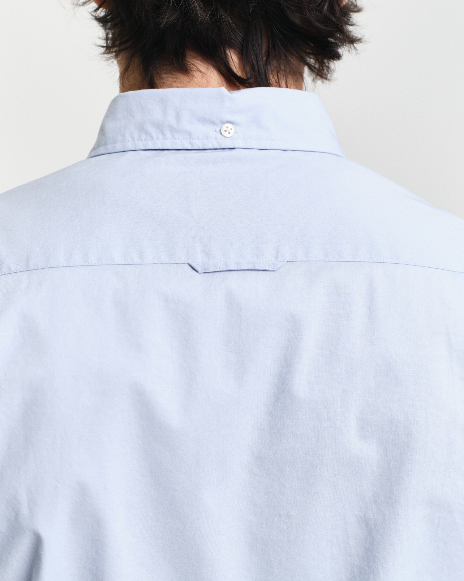 Gant Langarmhemd »Slim Fit Popeline Hemd leichte Baumwolle strapazierfähig pflegeleicht«, mit klassischer Logostickerei auf der Brust