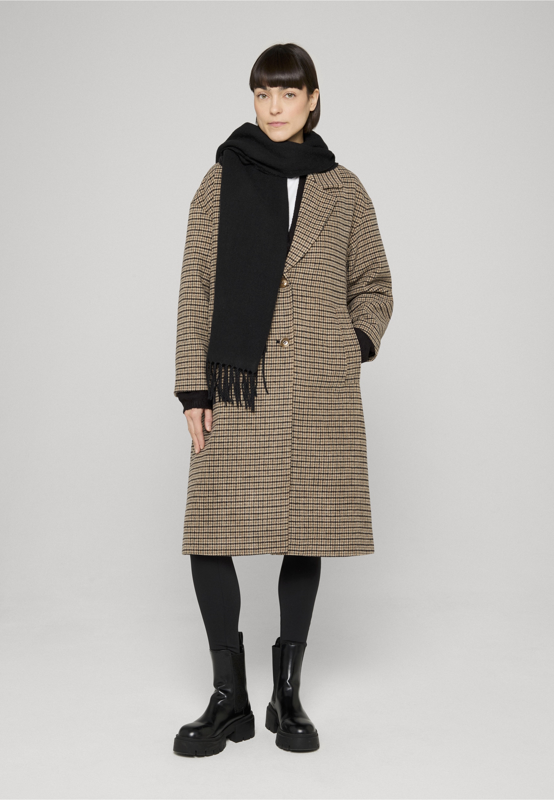 URBAN CLASSICS Winterjacke »Urban Classics Ladies Oversized Plaid Coat« 1 Stk. tlg. ohne Kapuze