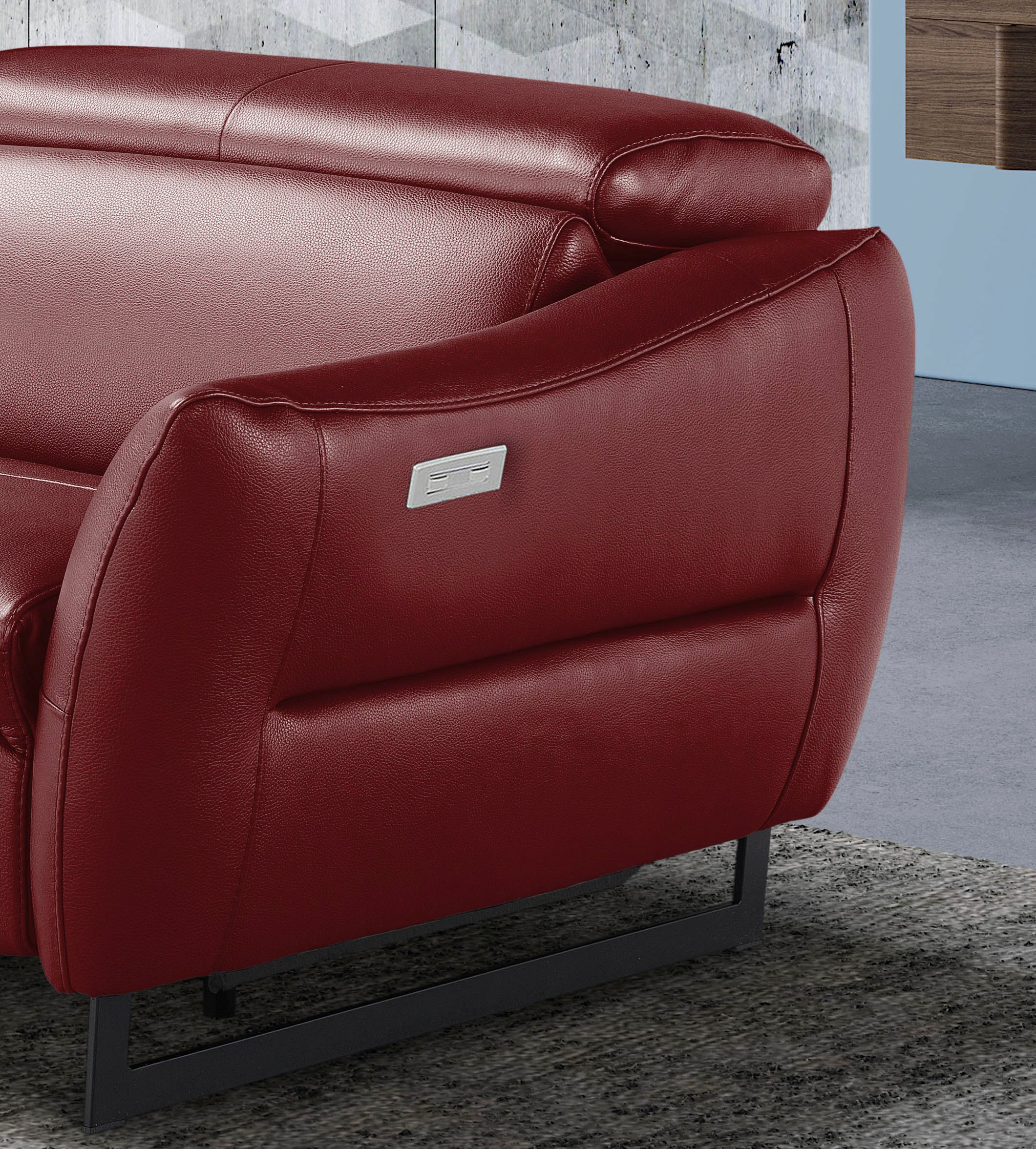 Egoitaliano 2,5-Sitzer »Dafne, elegantes Designsofa mit hohem Sitzkomfort«, mit und ohne elektrischer Relaxfunktion, Kopfteile manuell verstellbar