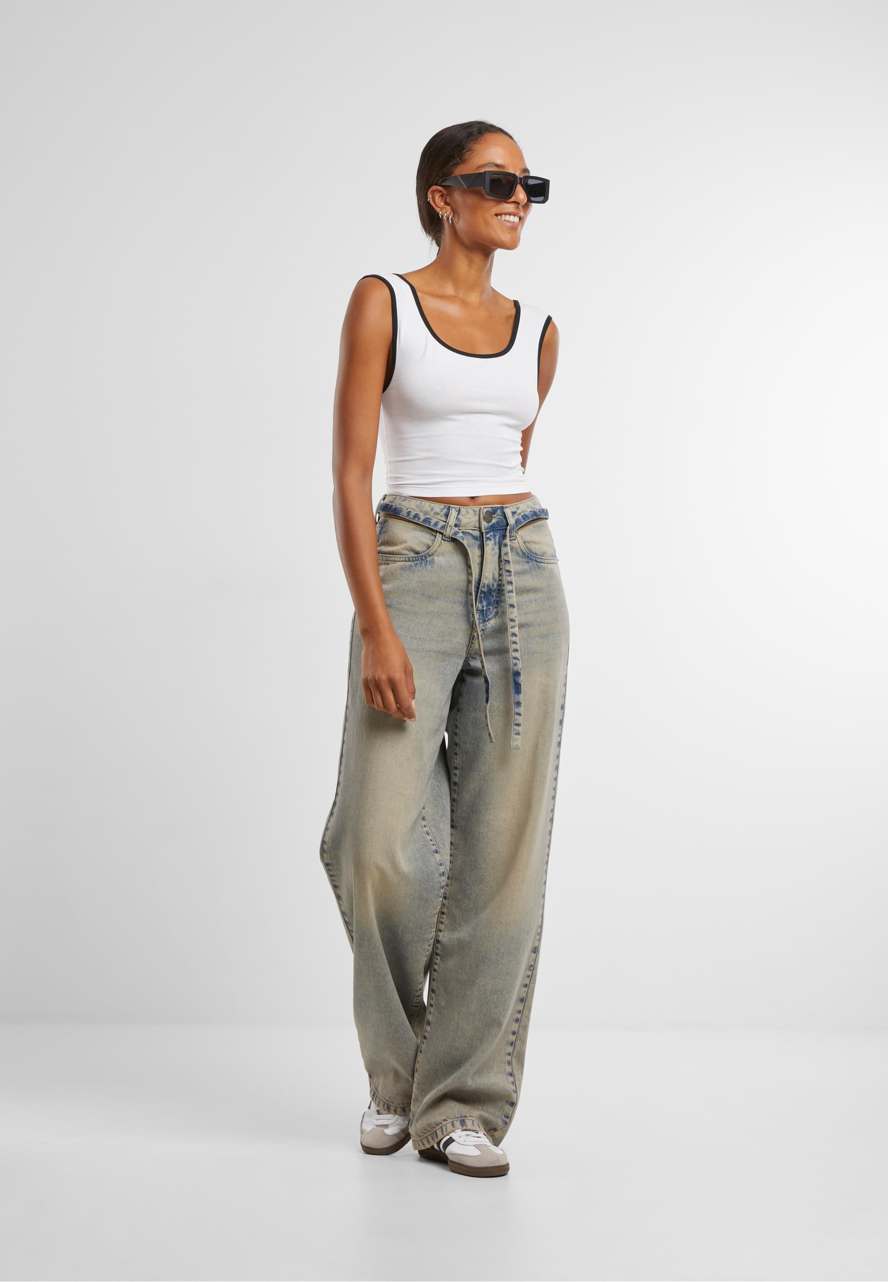 URBAN CLASSICS T-Shirt »Urban Classics Ladies Contrast Cropped Top«, (1 tlg.)