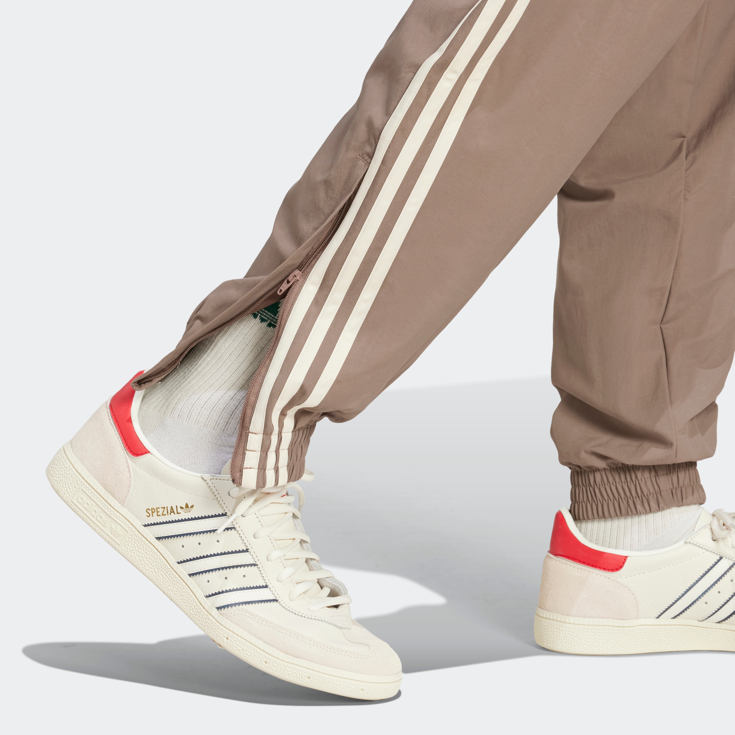 adidas Originals Sporthose »FIREBIRD PANTS«, (1 tlg.)