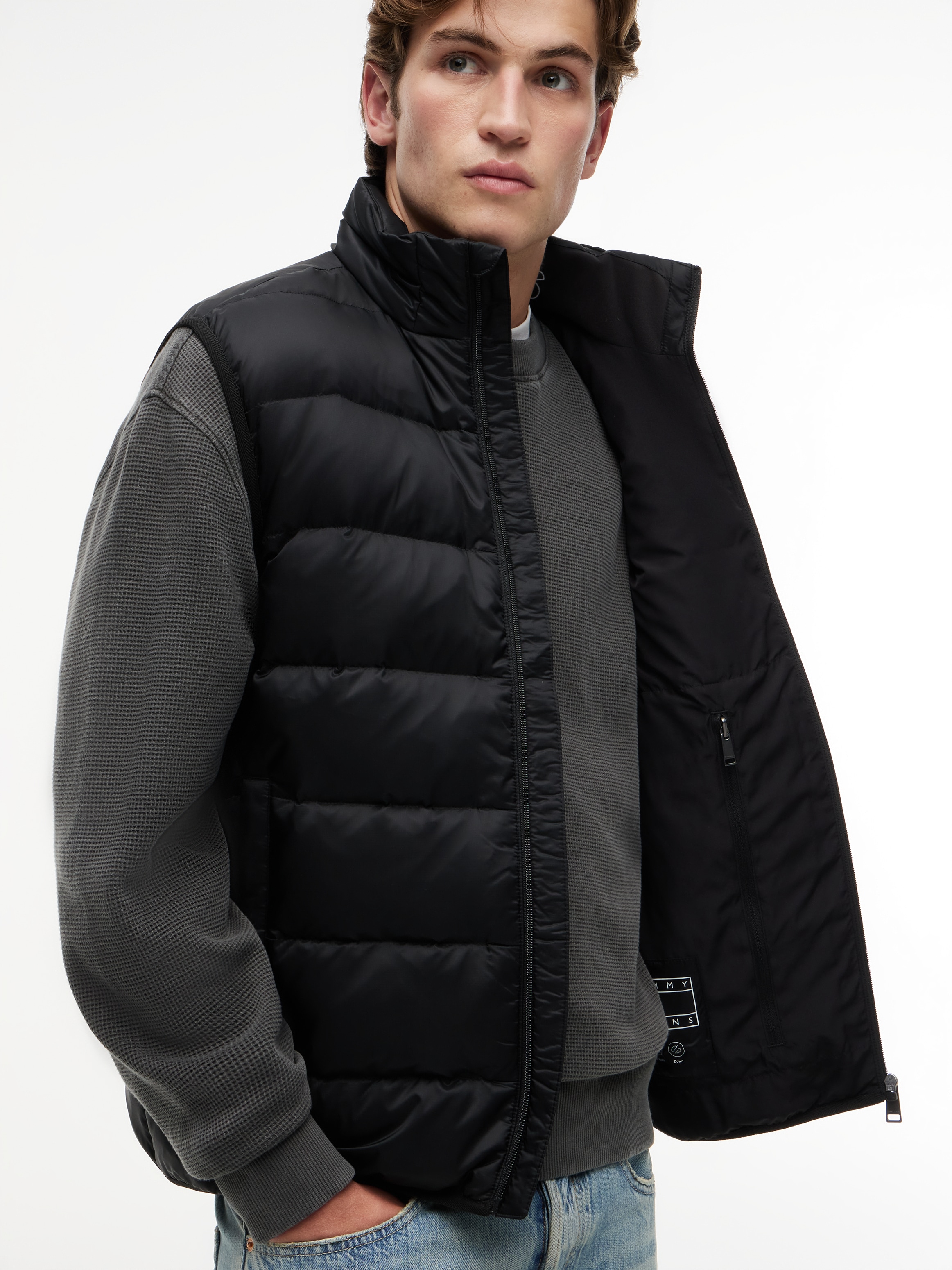 Tommy Jeans Daunenweste »TJM LIGHT DOWN PACKABLE VEST« Regular fit mit Stehkragen