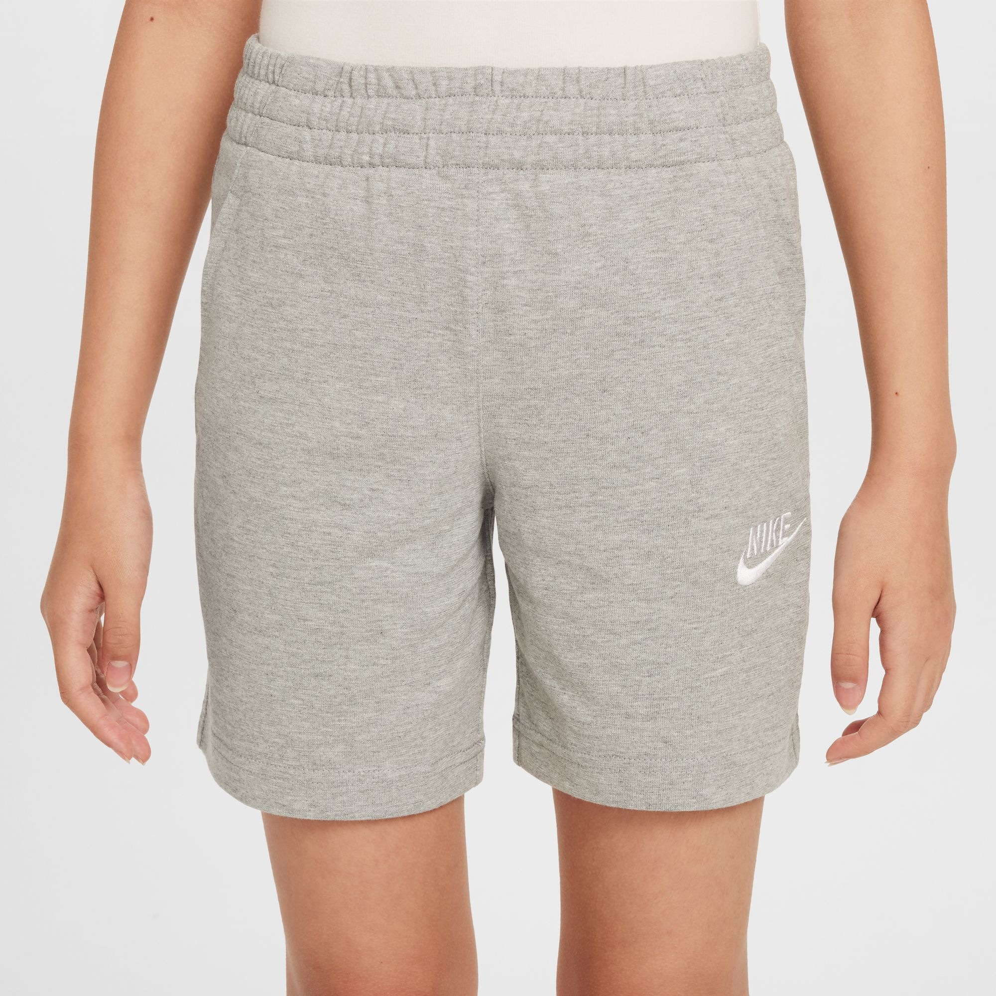 Nike Sportswear Trainingsshorts »K NSW CLUB KNIT SHORT 6IN LBR«  für Jugendliche, sportlicher Stil, aus Baumwolle