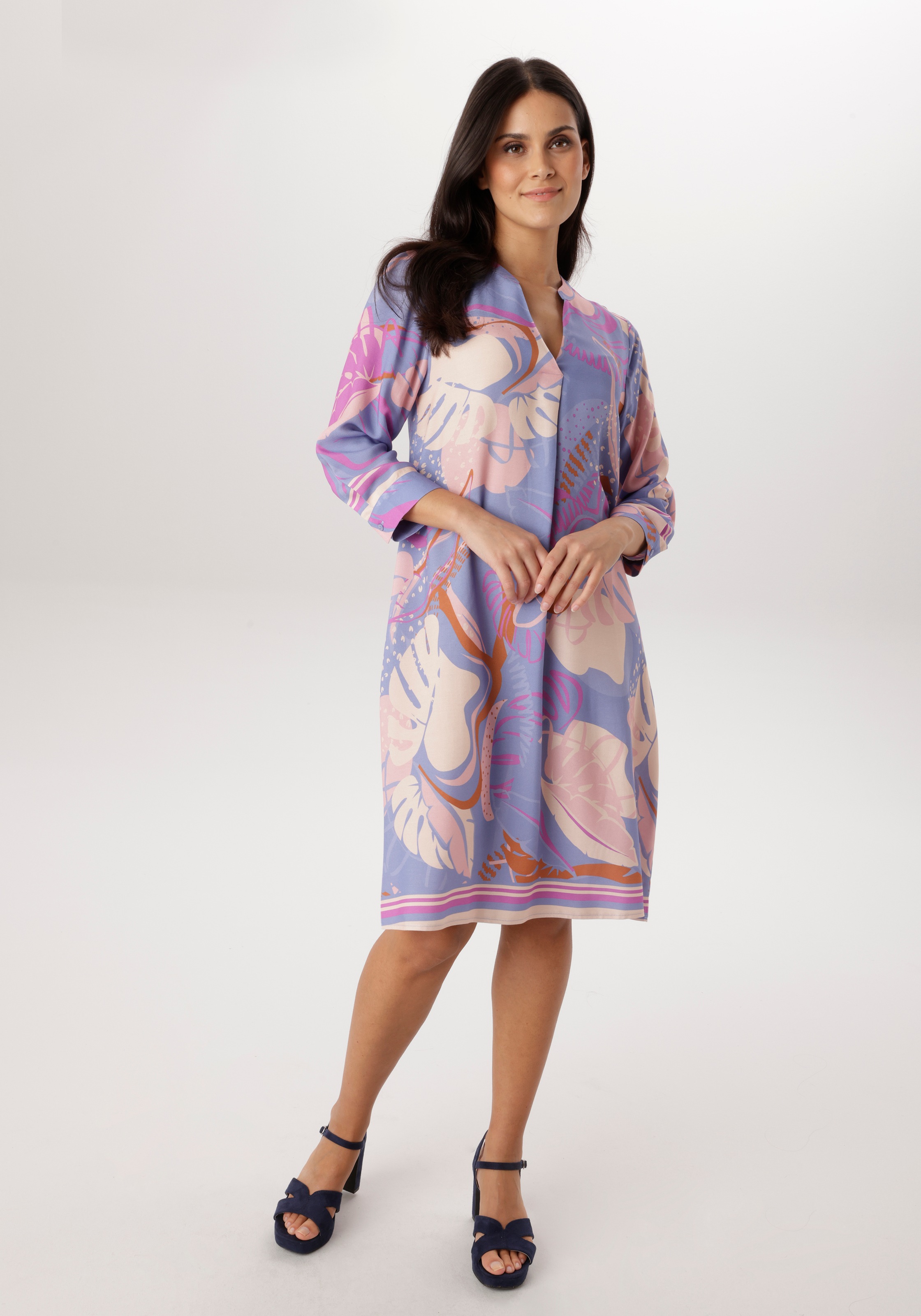 Blusenkleid ANISTON SELECTED, Damen, Gr. 44, N-Gr, blau, lila, rosa, ocker, Web, Obermaterial: 100% Viskose, bedruckt, gemustert, lässig geschnitten knieumspielend, V-Ausschnitt, 1-Knopf-Manschette, Kleider Blusenkleid, mit verspielter Blättermusterung -  3