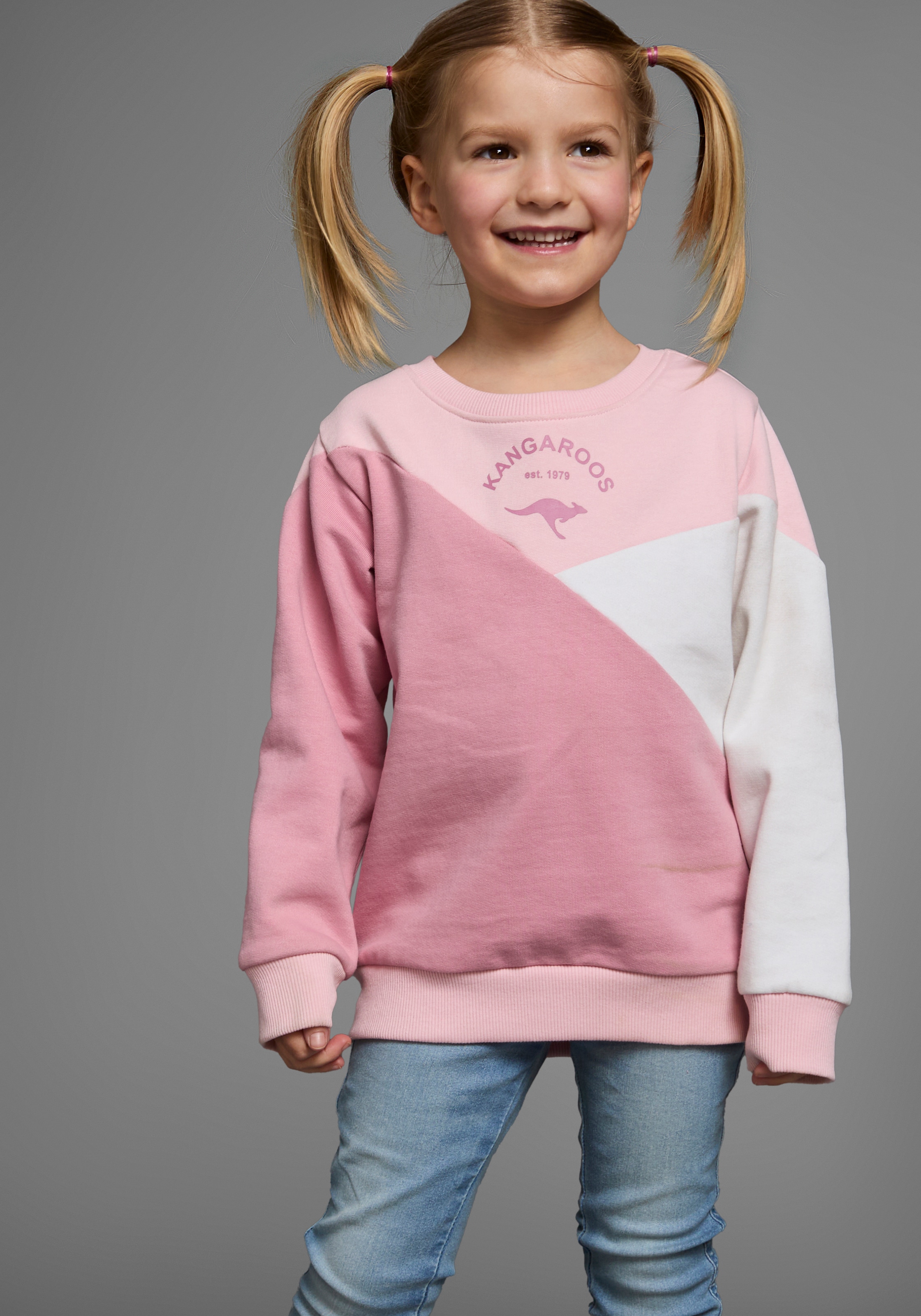 KangaROOS Sweatshirt "Colorblocking für kleine Mädchen", Colorblocking-Design, Langarm, lockere Passform, mit Logodruck
