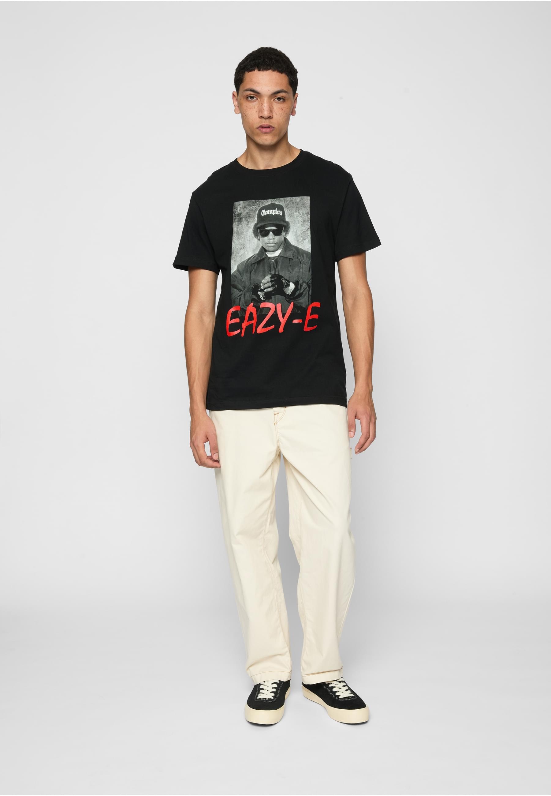 MisterTee T-Shirt »MisterTee Herren Eazy E Logo Tee«, (1 tlg.)